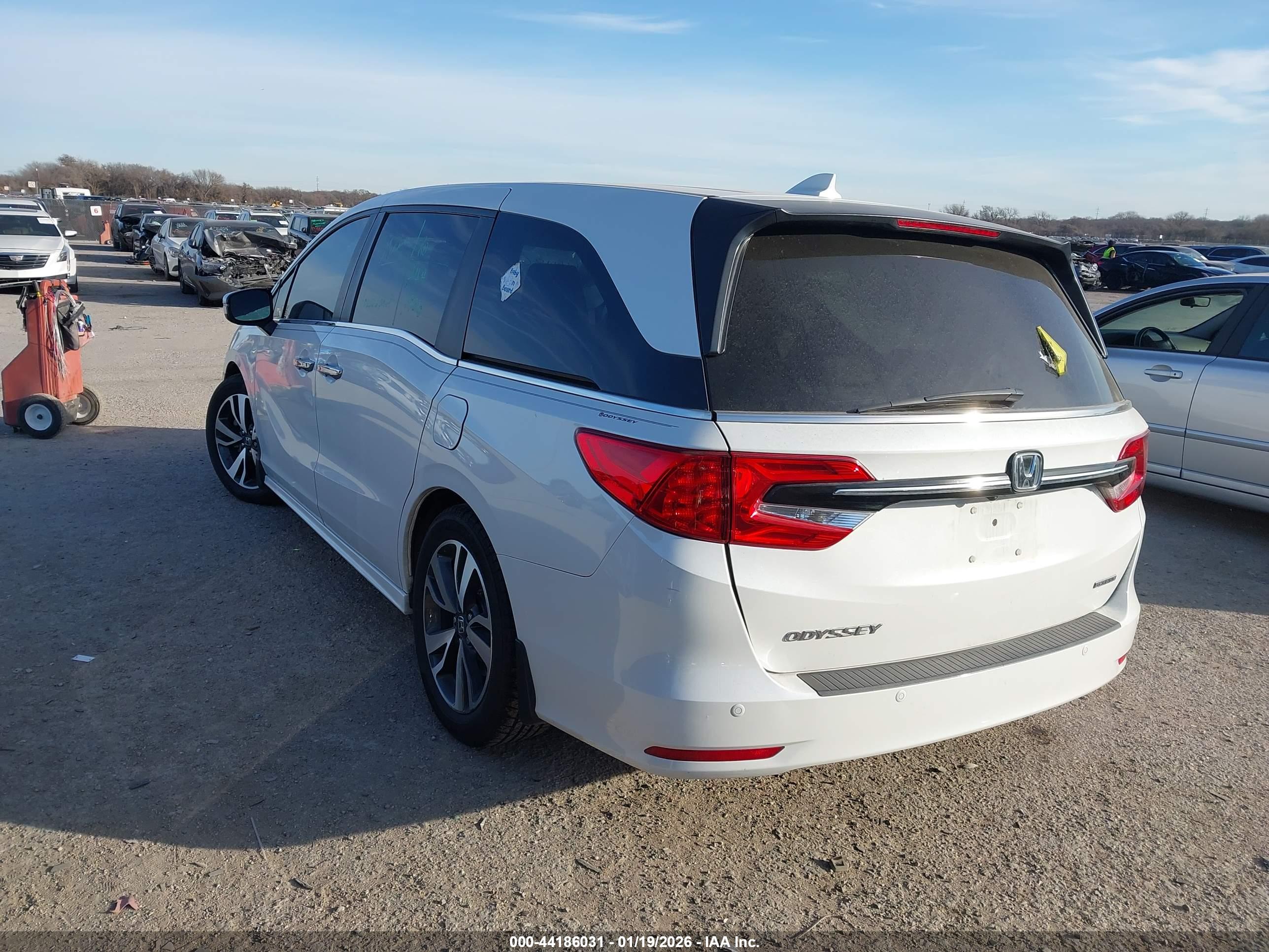 HONDA ODYSSEY image 3