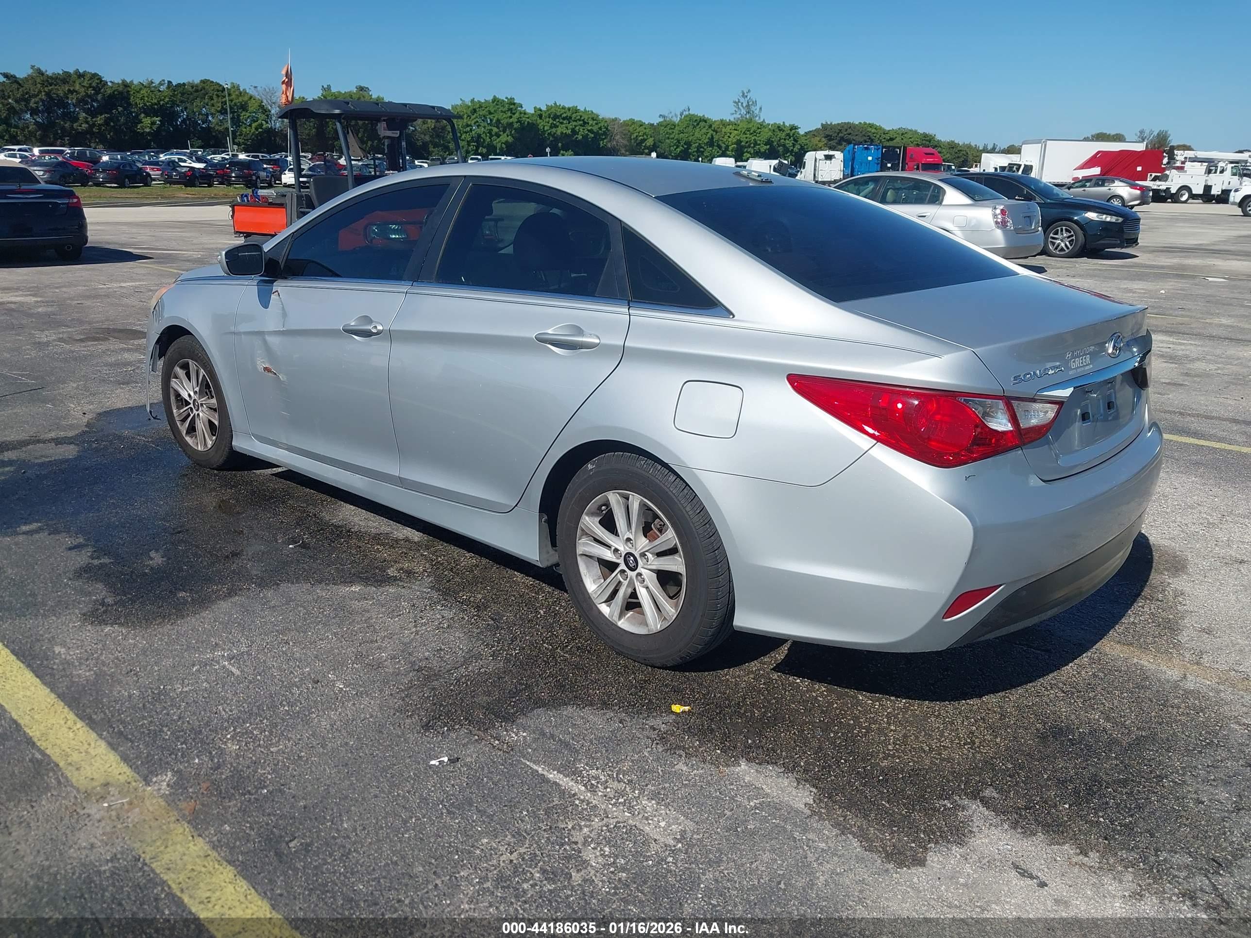 HYUNDAI SONATA image 3