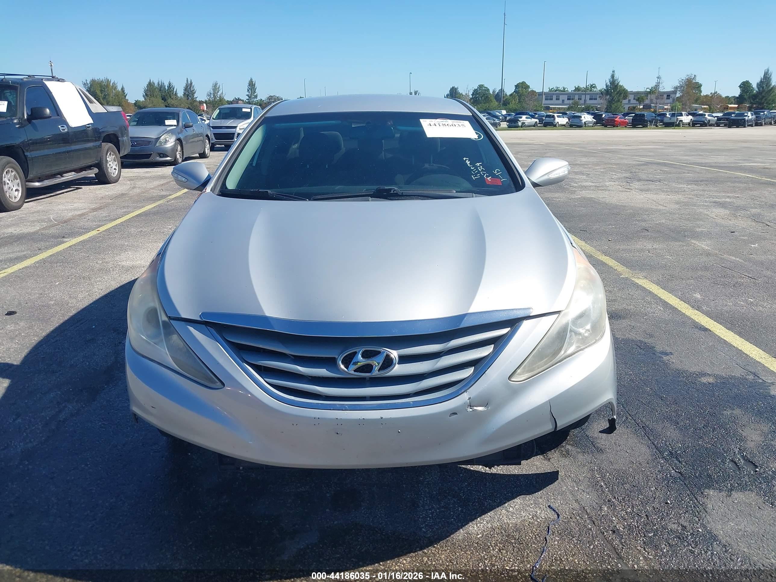 HYUNDAI SONATA image 6