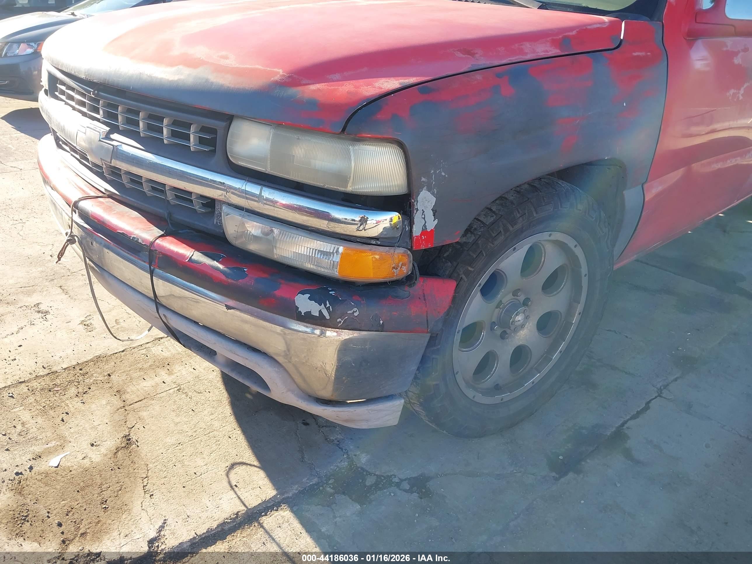 CHEVROLET SILVERADO image 6