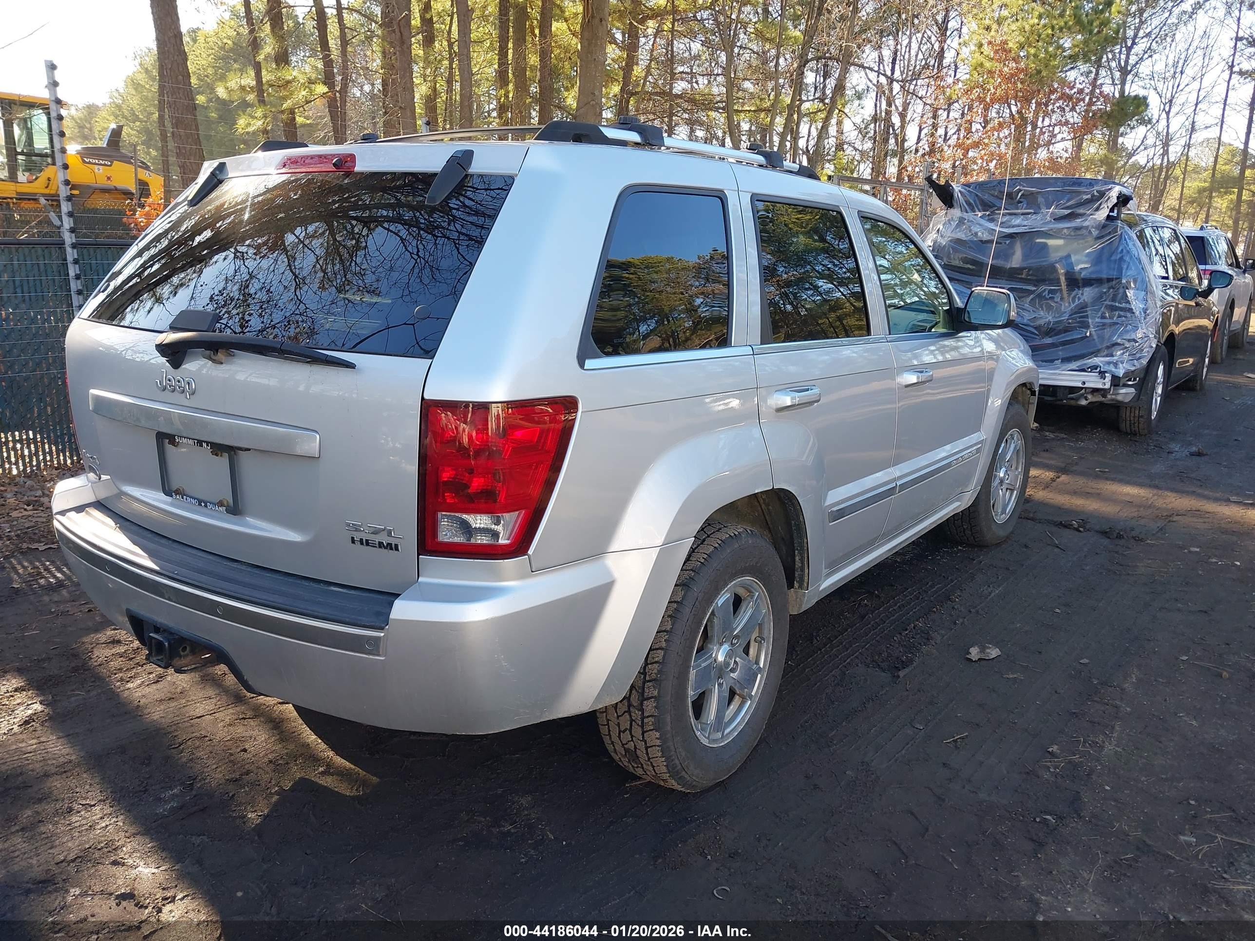 JEEP GRAND image 4