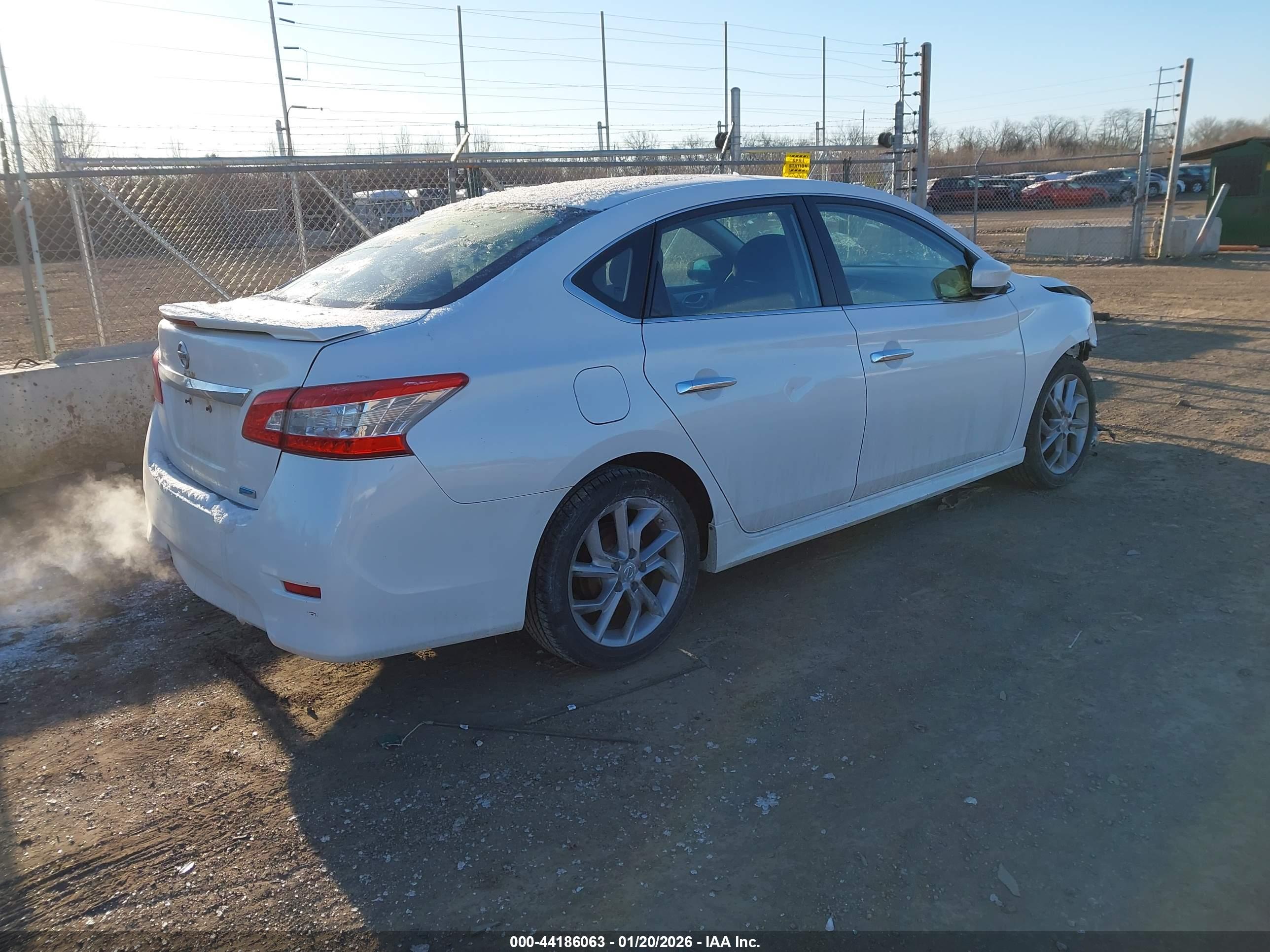 NISSAN SENTRA image 4