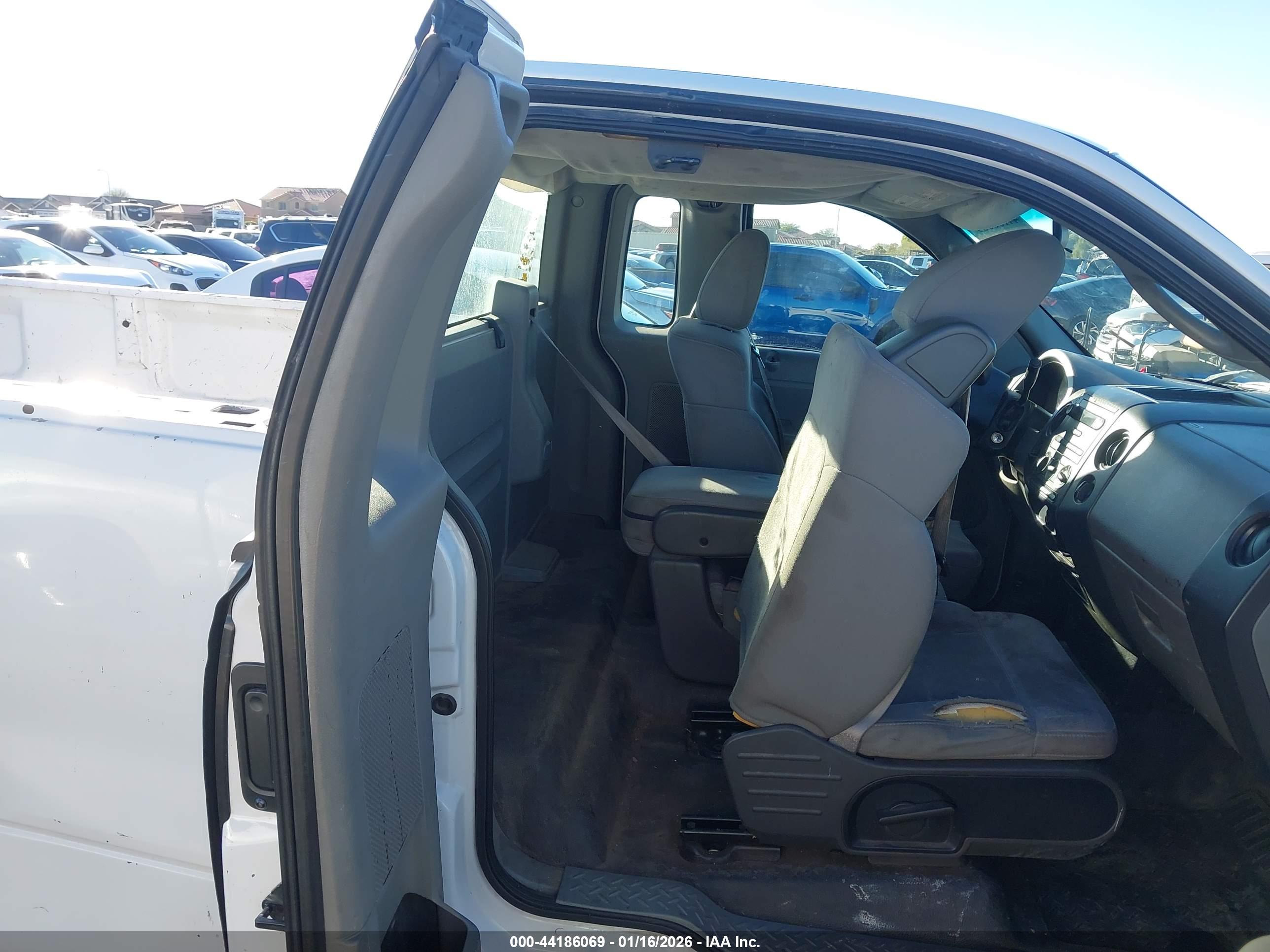 FORD F-150 image 8