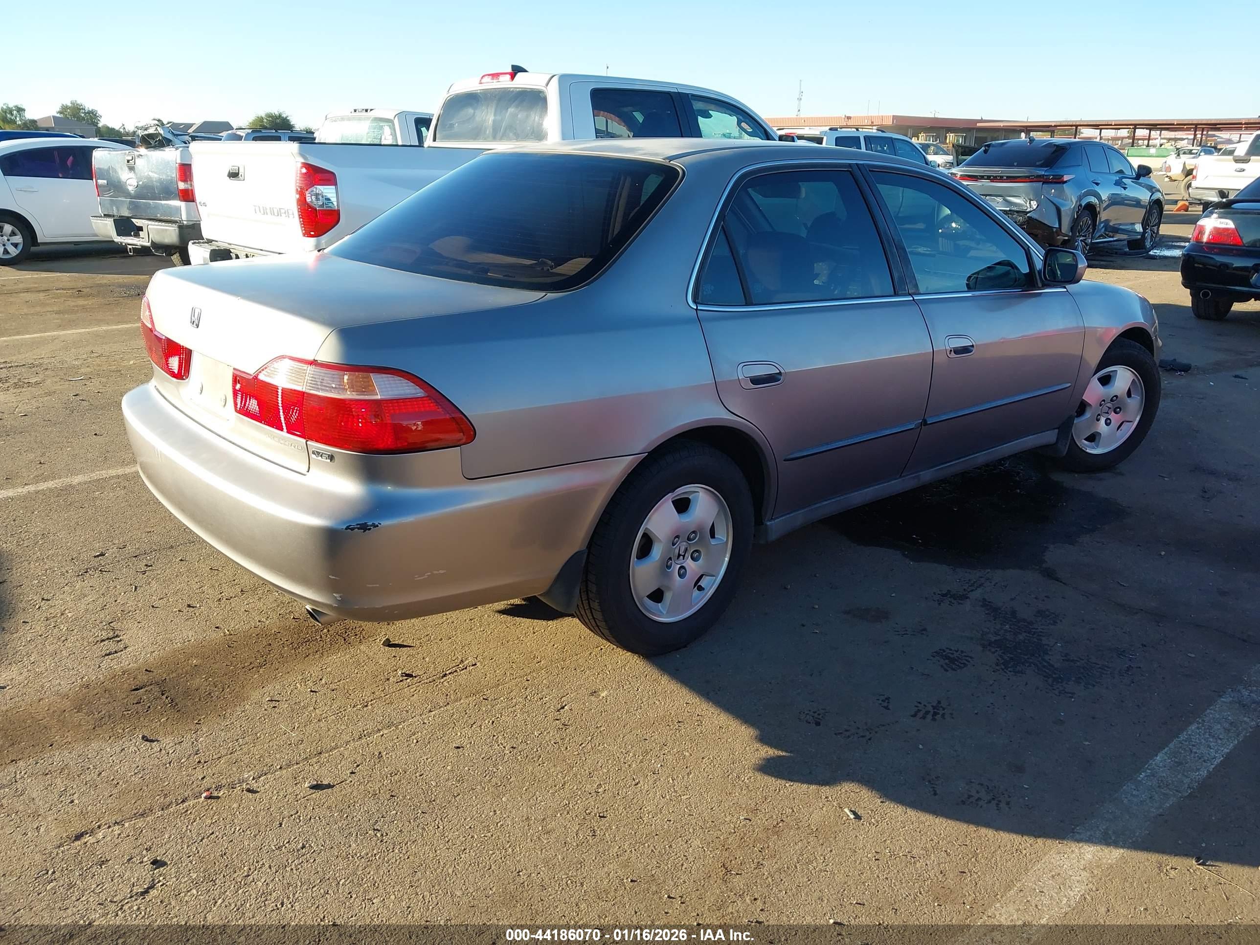 HONDA ACCORD image 4
