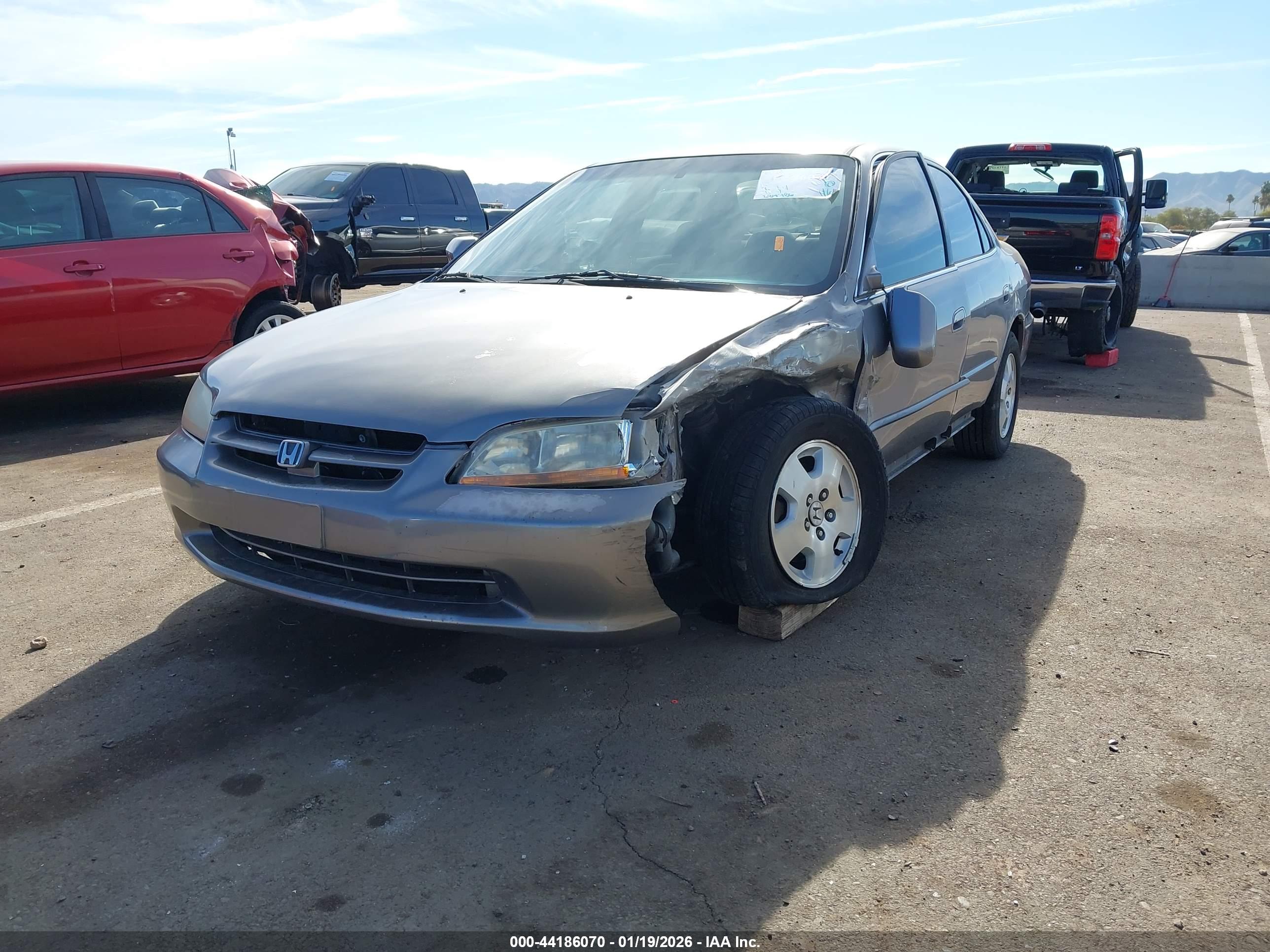 HONDA ACCORD image 6