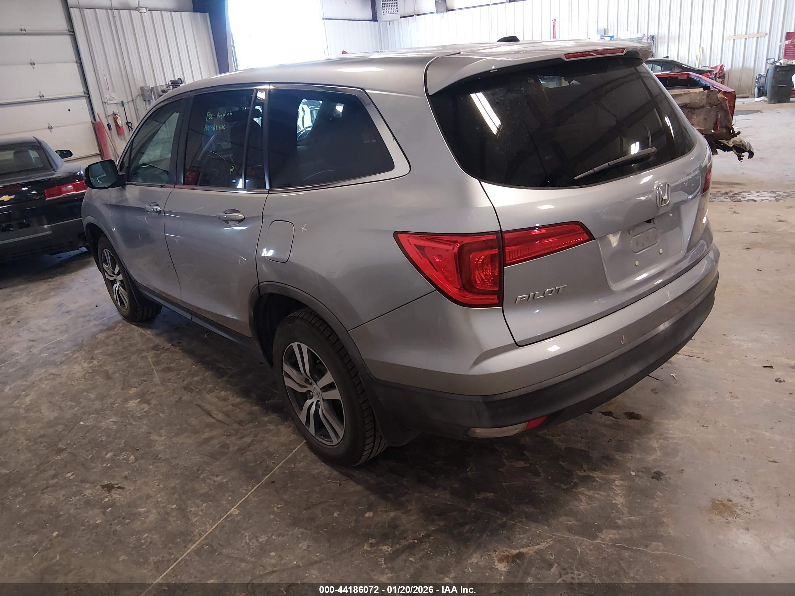 HONDA PILOT image 3