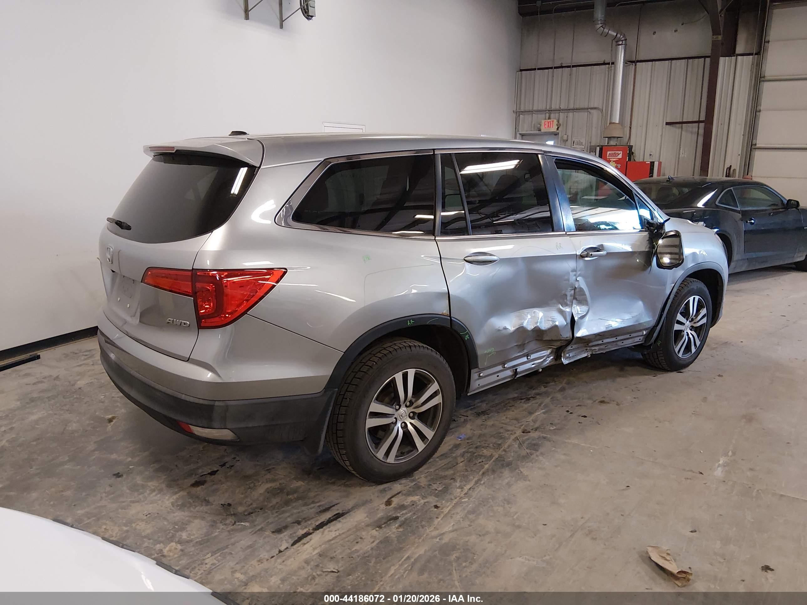 HONDA PILOT image 4