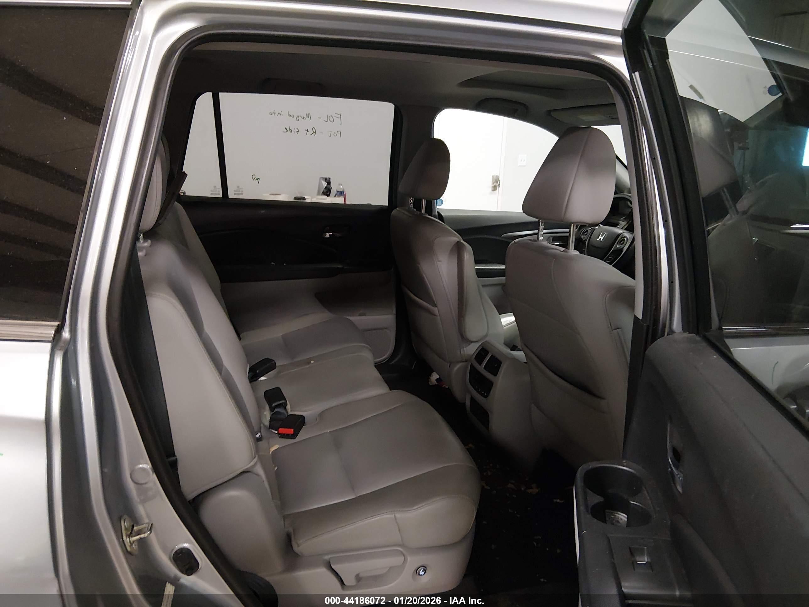 HONDA PILOT image 8