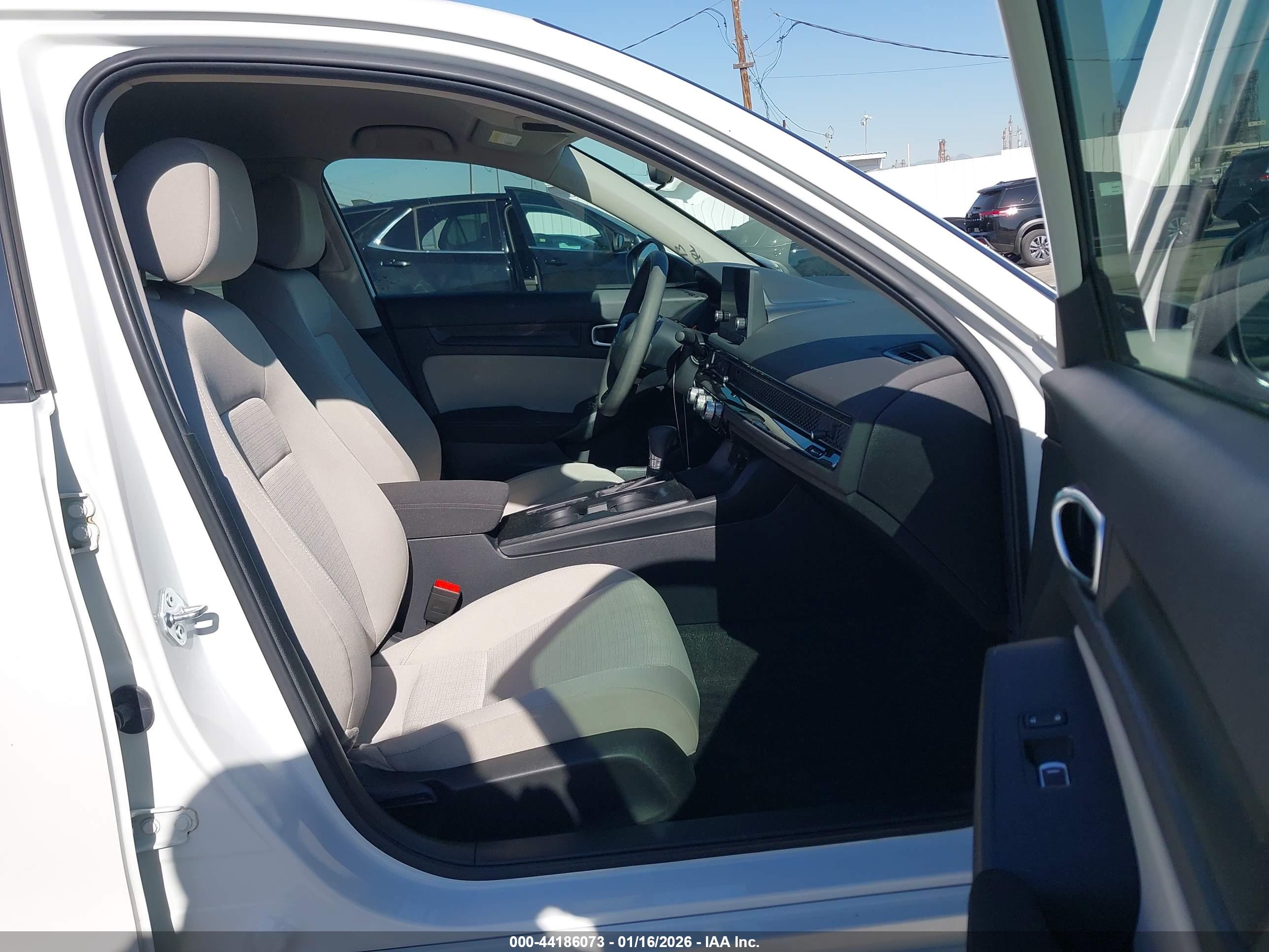 HONDA CIVIC image 5