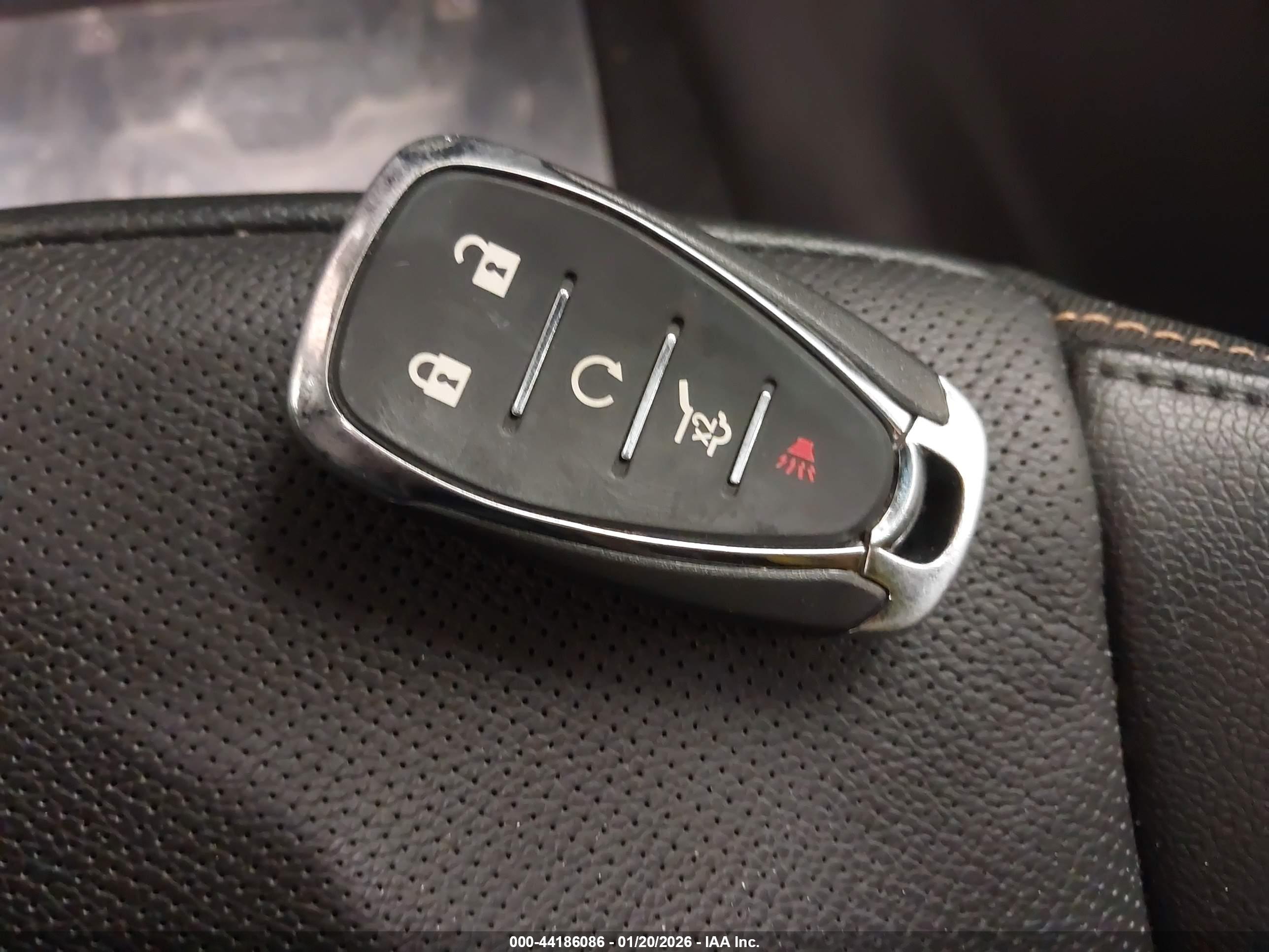 CHEVROLET EQUINOX image 11