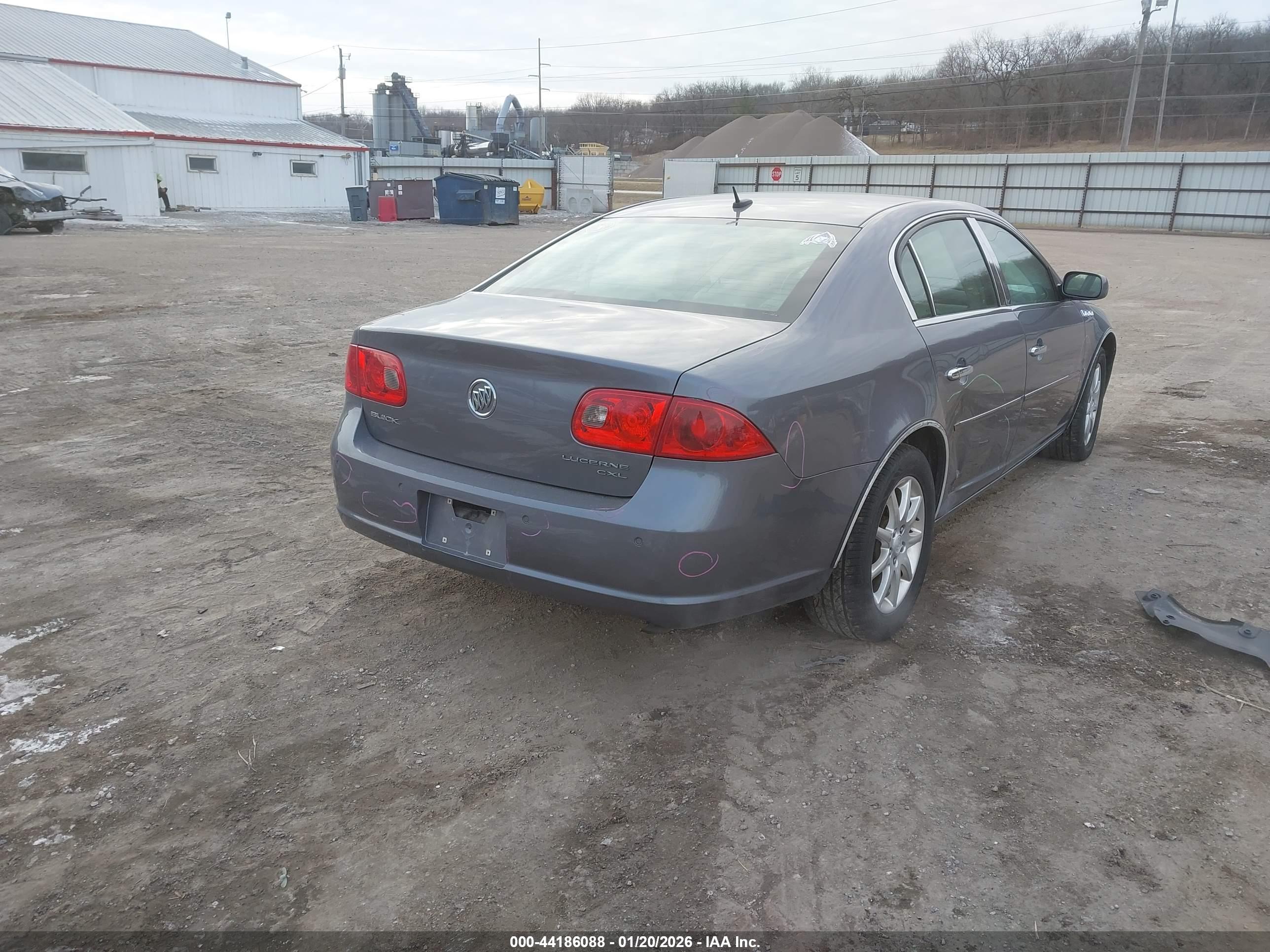 BUICK LUCERNE image 4