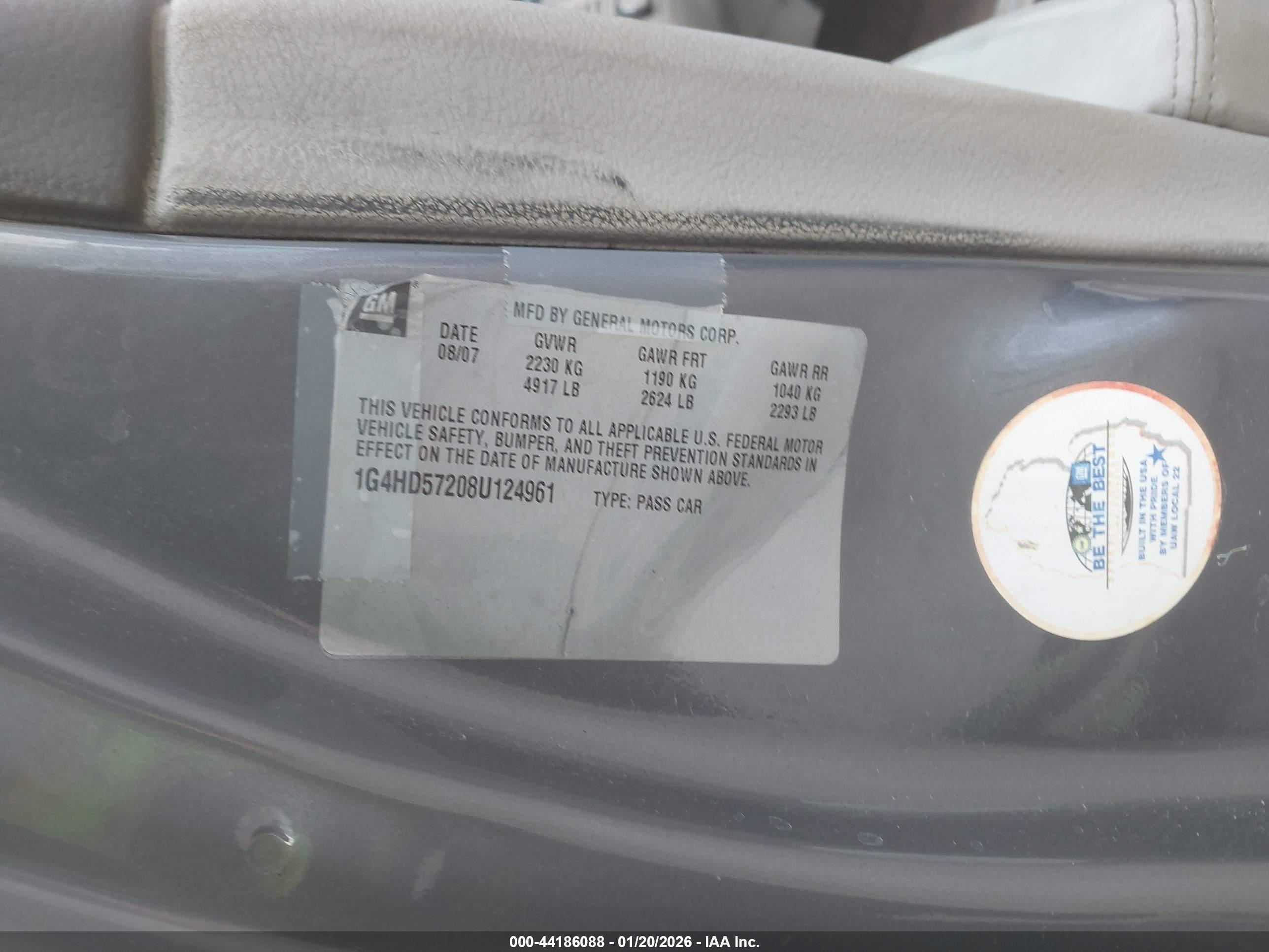 BUICK LUCERNE image 9