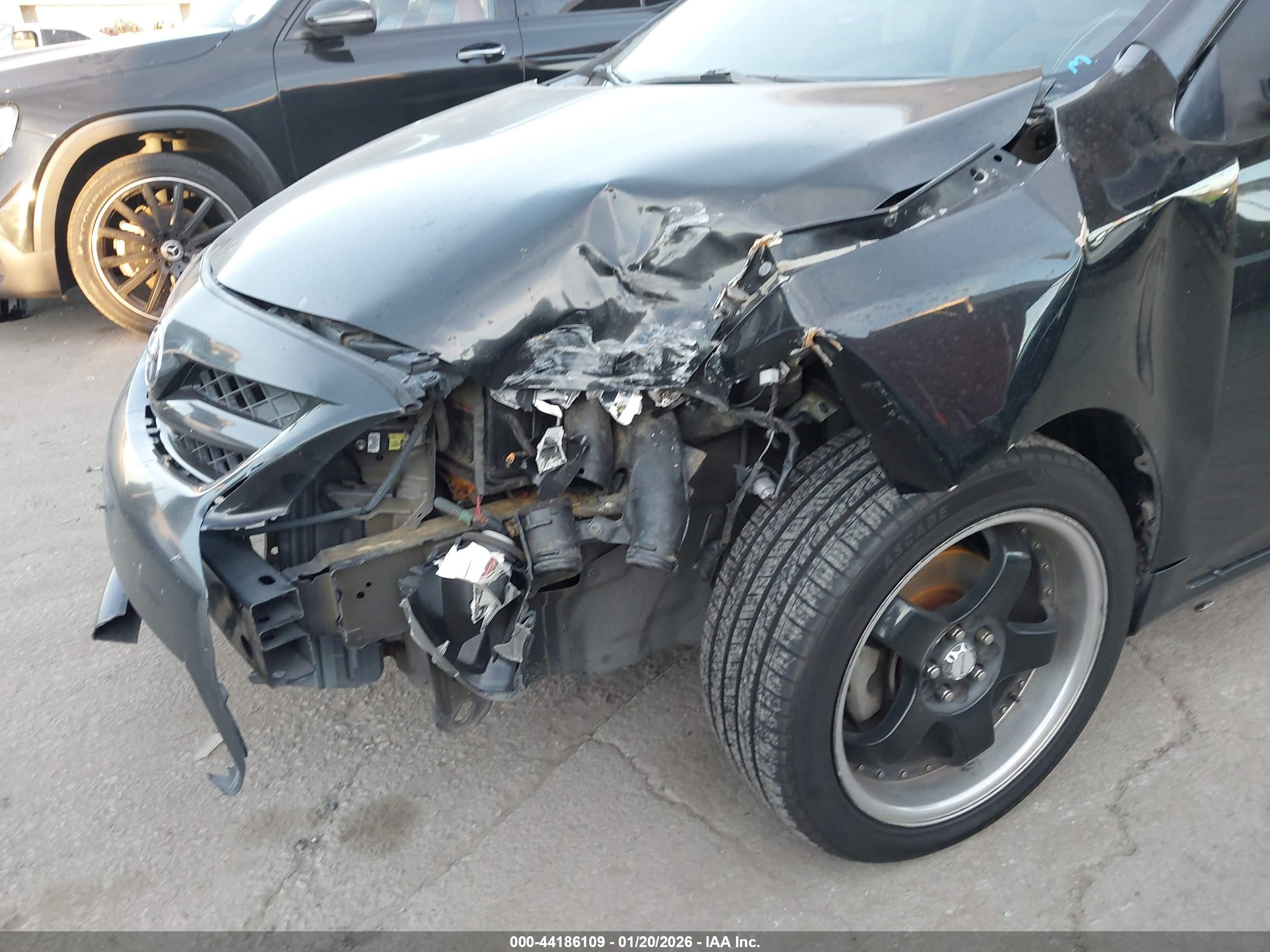 TOYOTA COROLLA image 6
