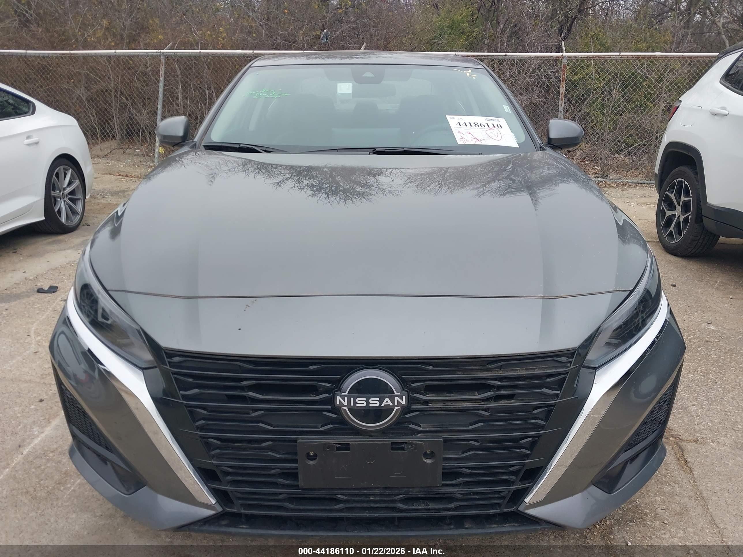 NISSAN ALTIMA image 6