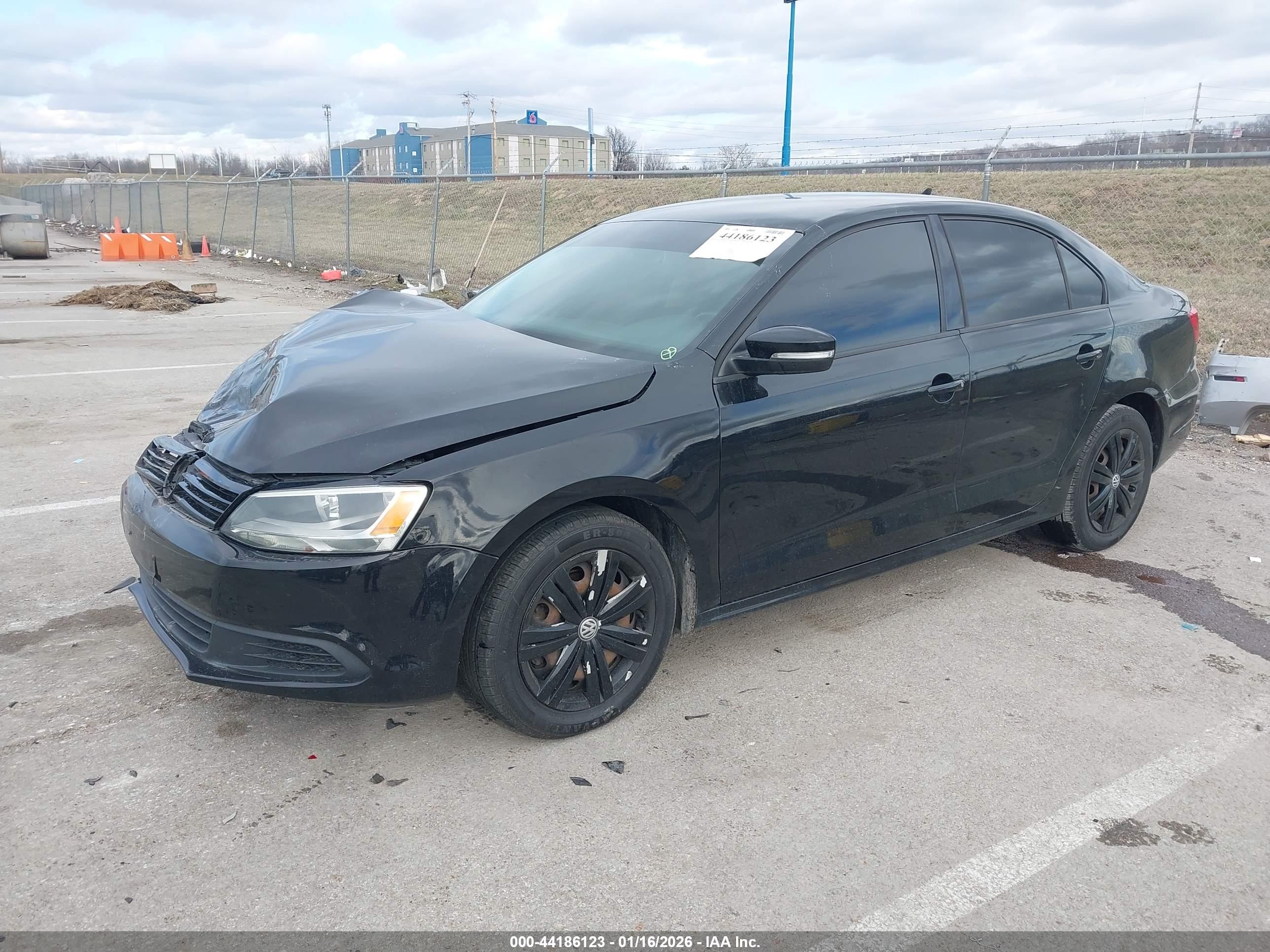 VOLKSWAGEN JETTA image 2