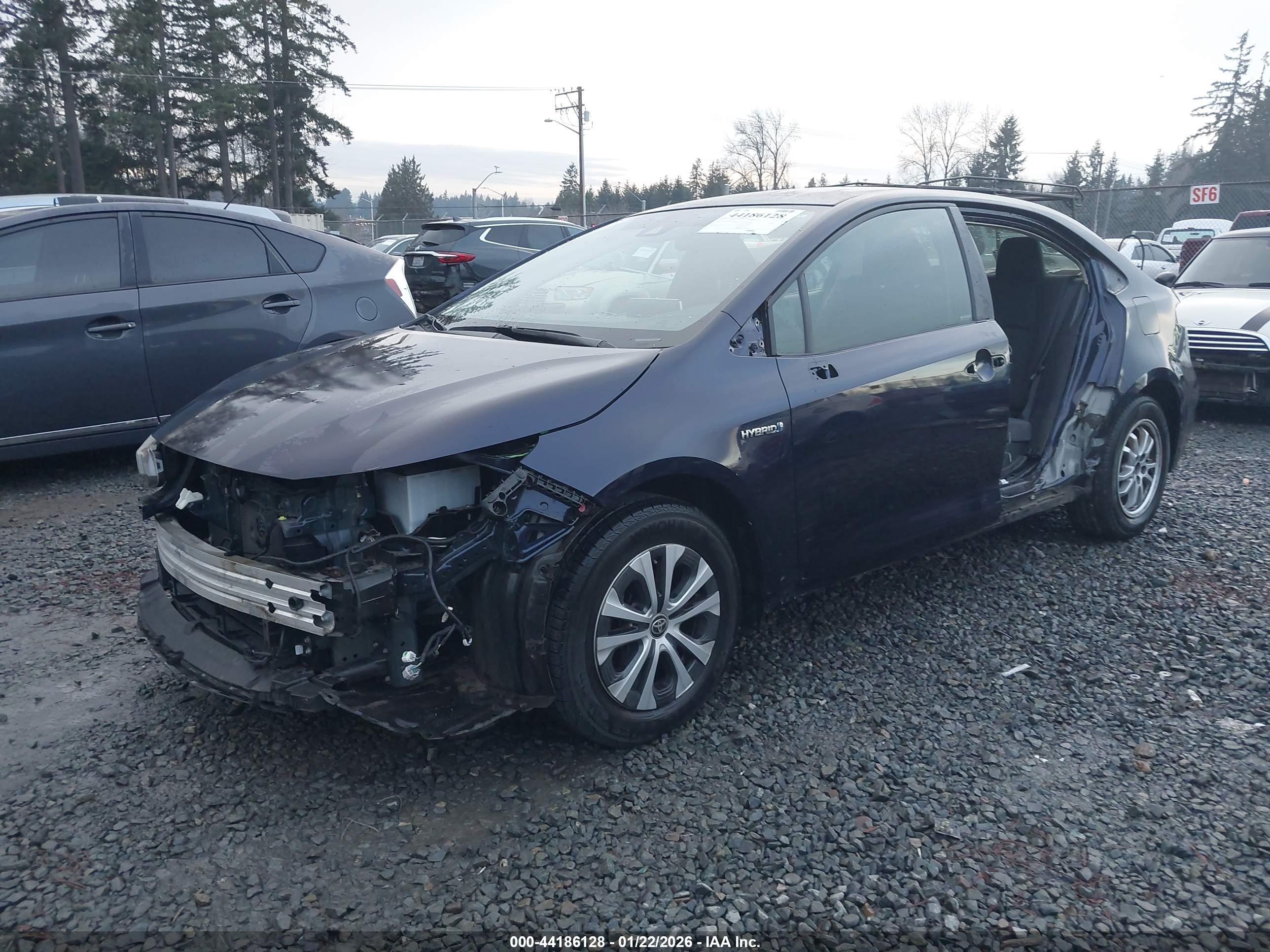 TOYOTA COROLLA image 2