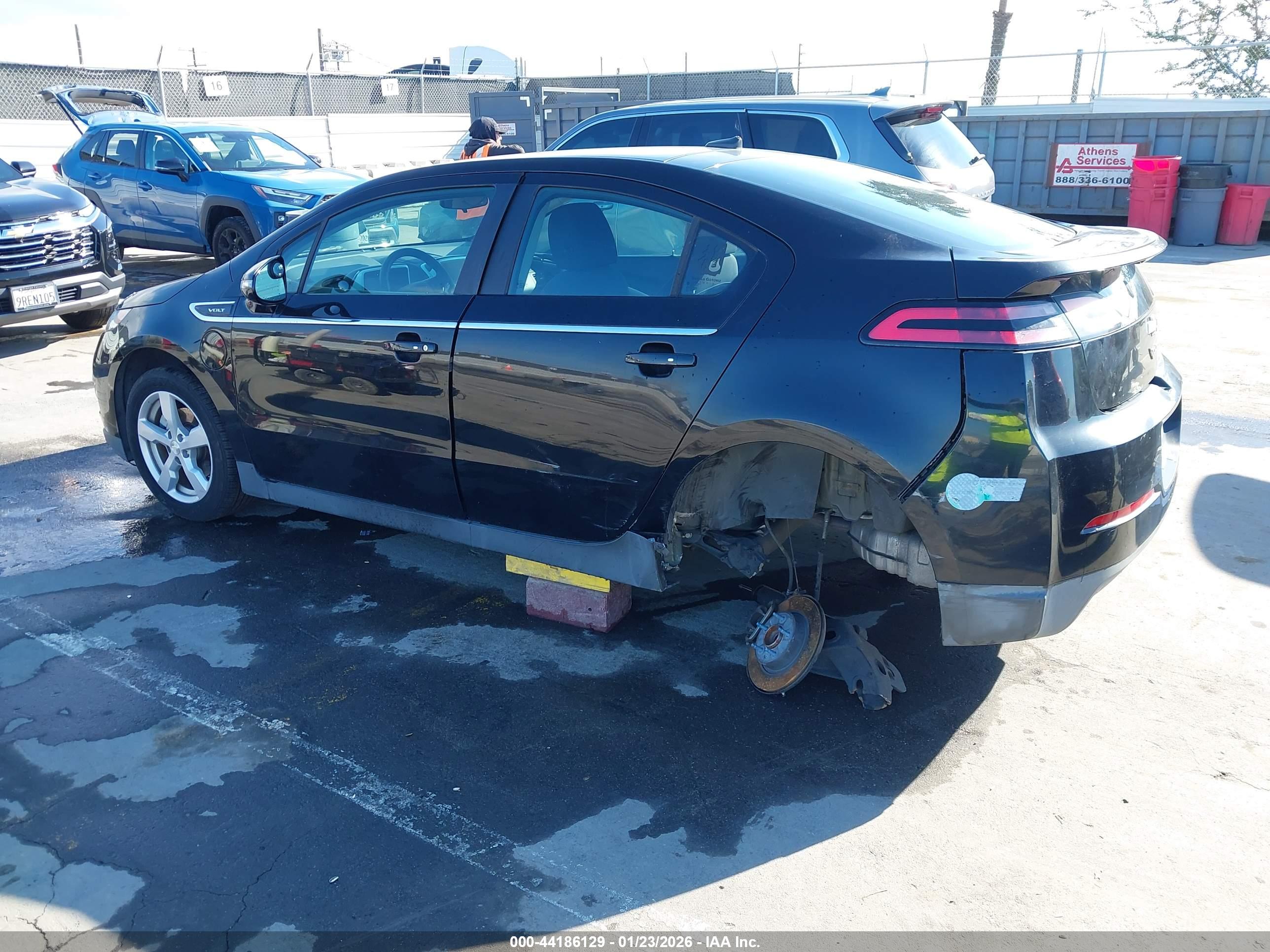 CHEVROLET VOLT image 3