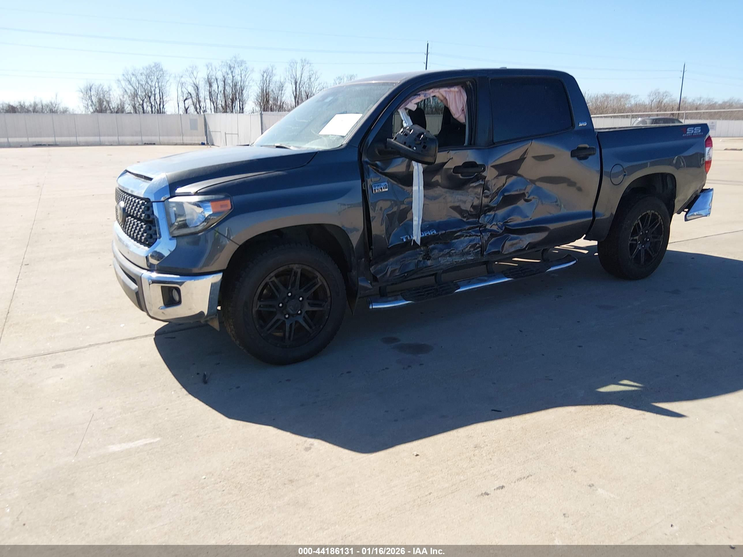 TOYOTA TUNDRA image 2