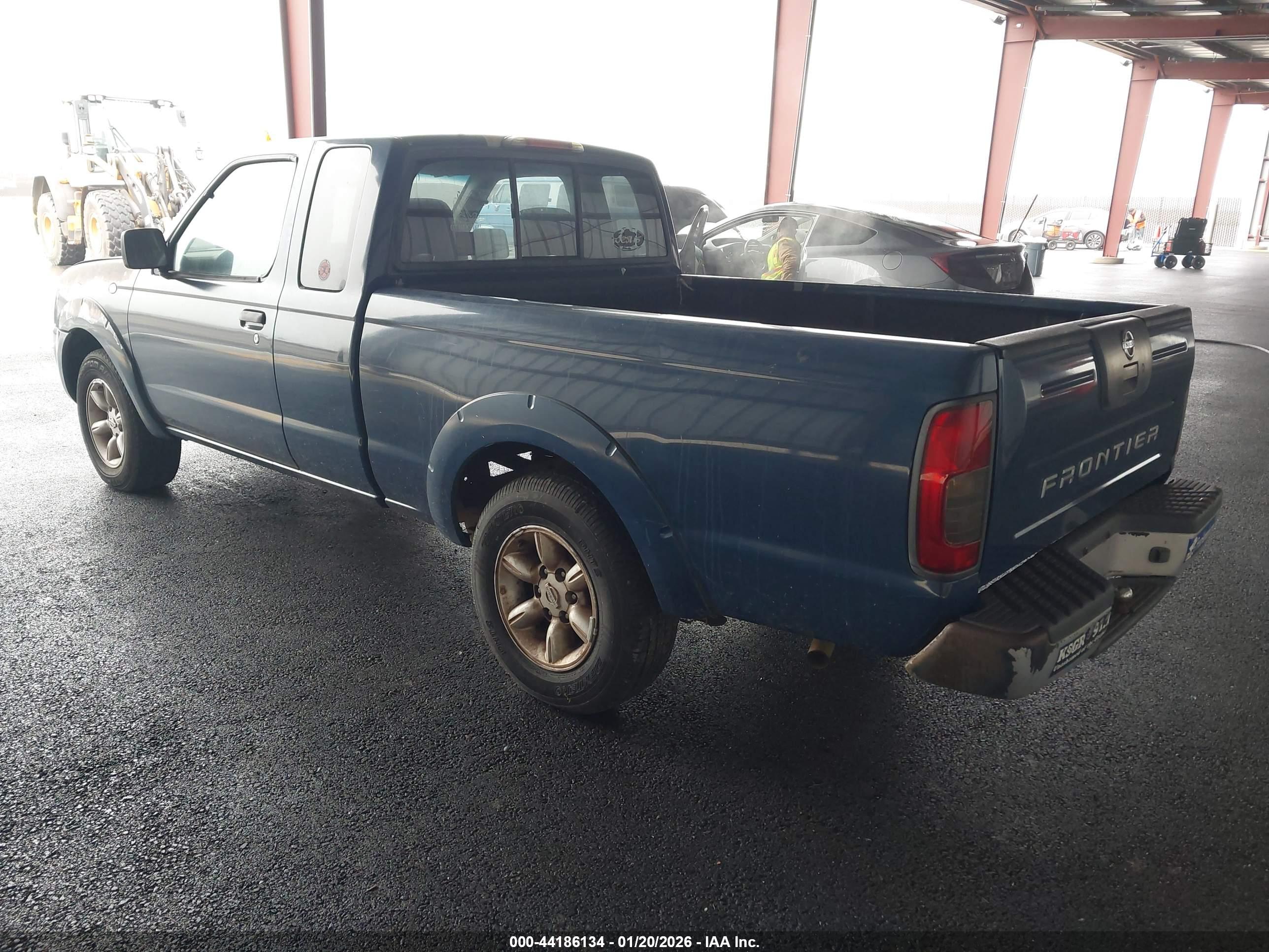 NISSAN FRONTIER image 3