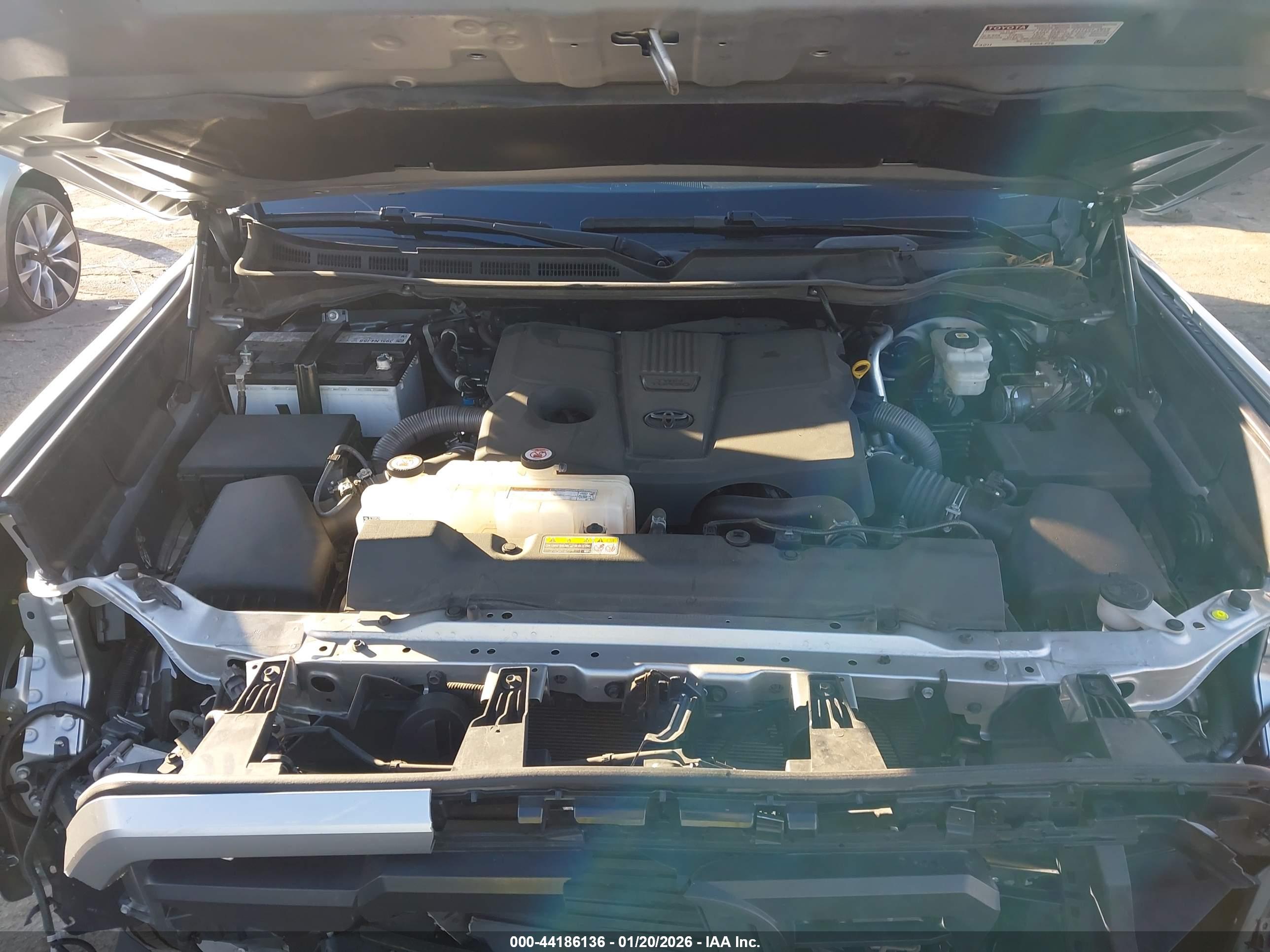 TOYOTA TUNDRA image 10