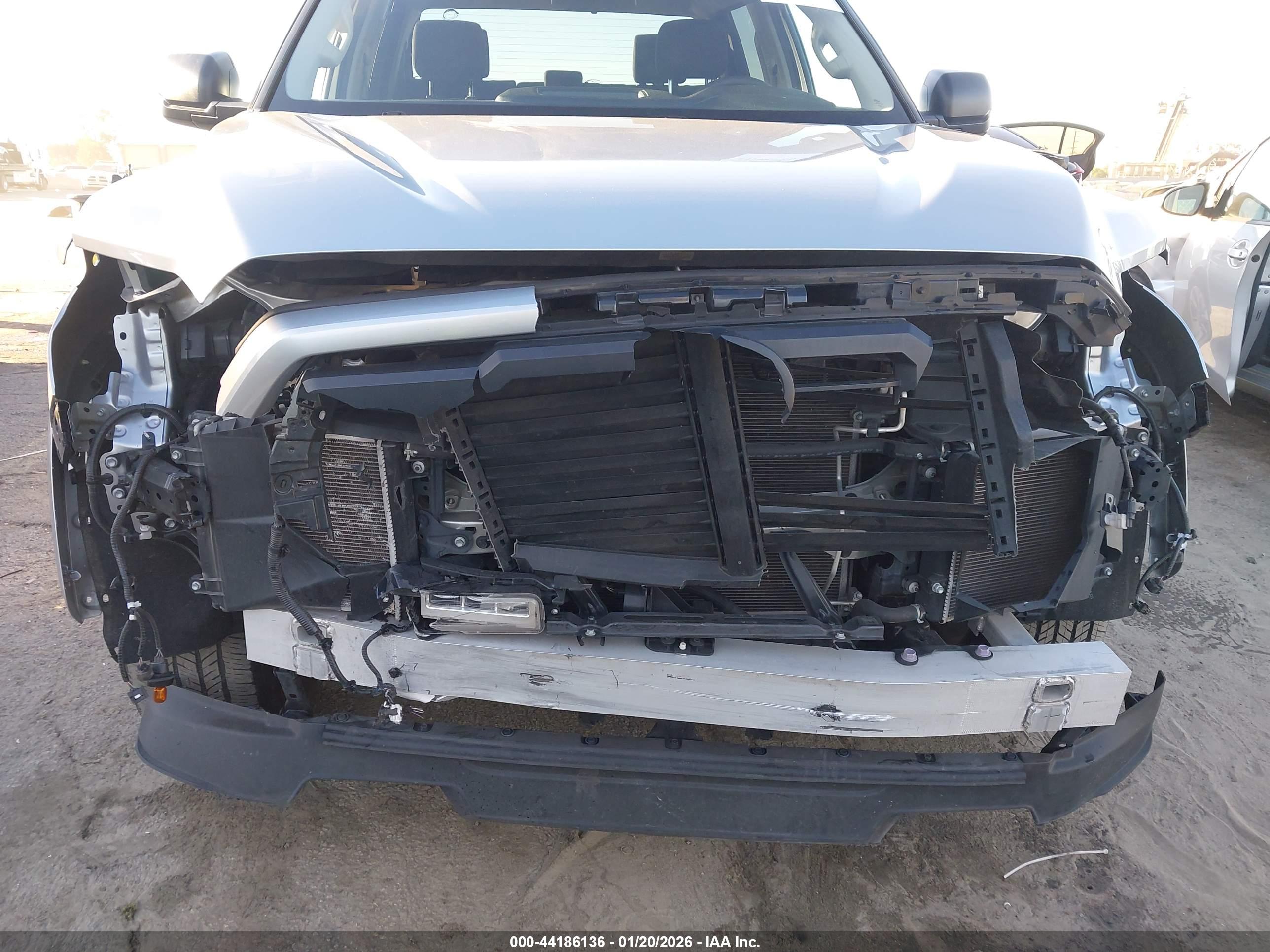 TOYOTA TUNDRA image 6