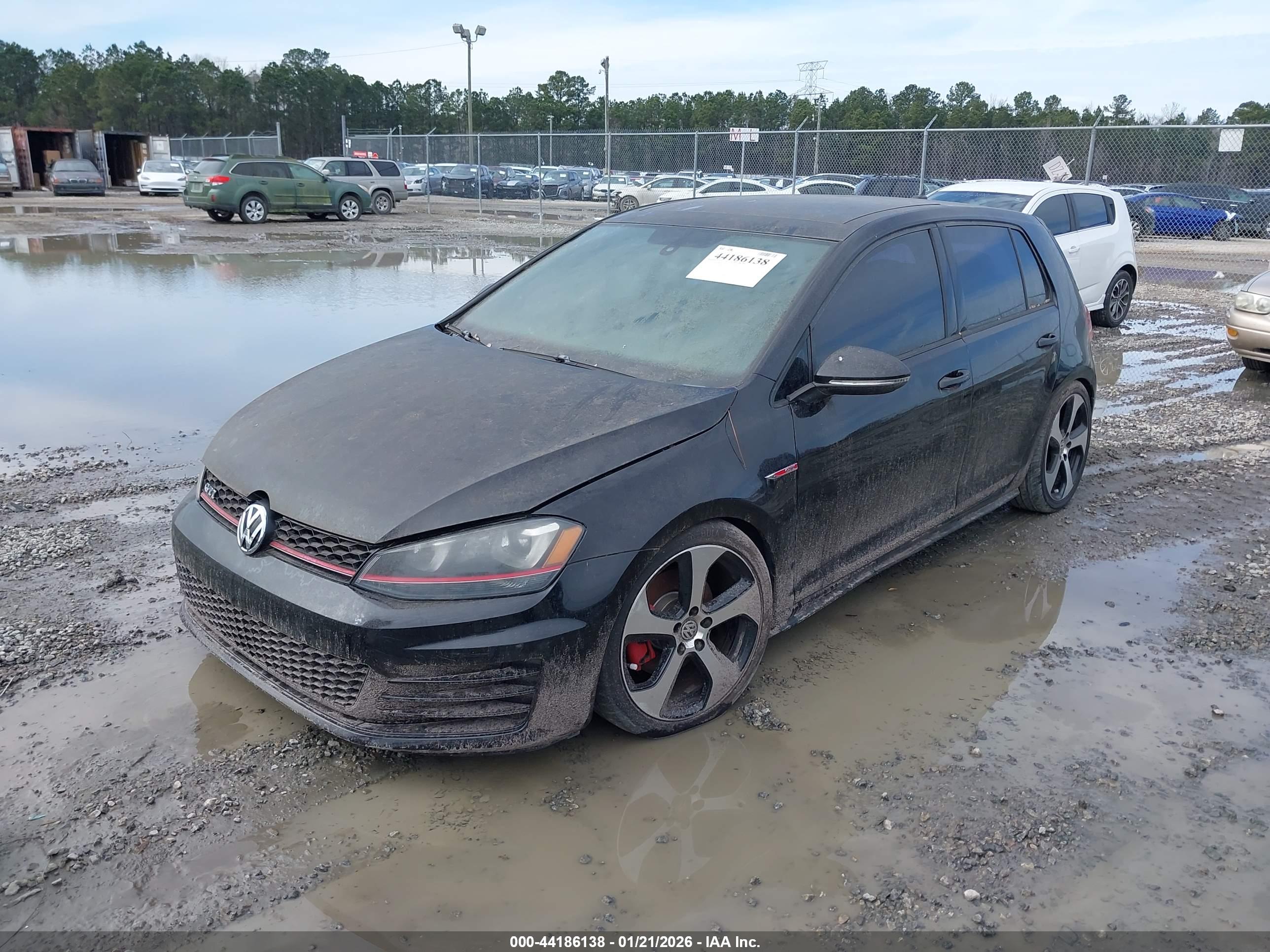 VOLKSWAGEN GOLF image 2