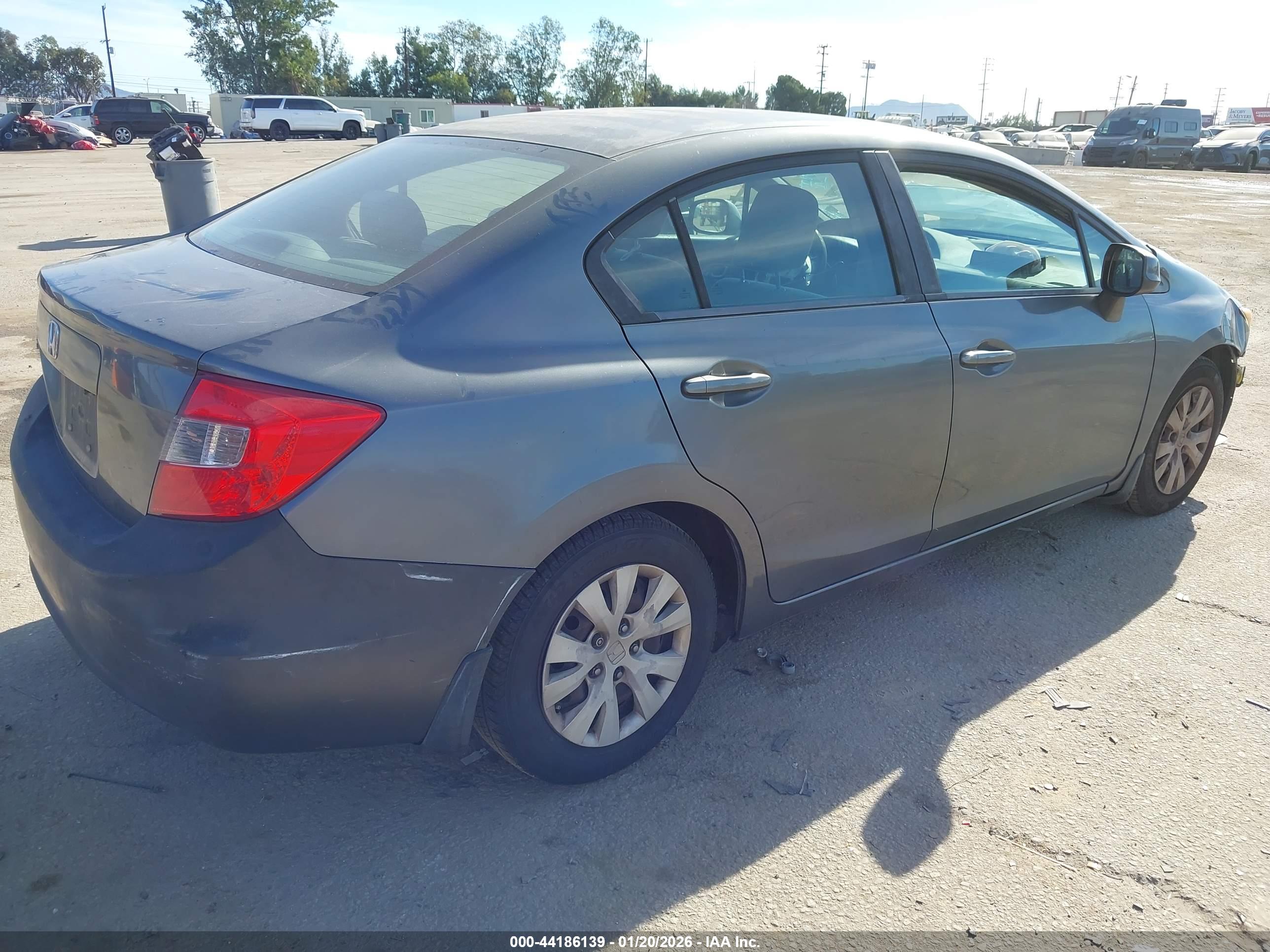 HONDA CIVIC image 4