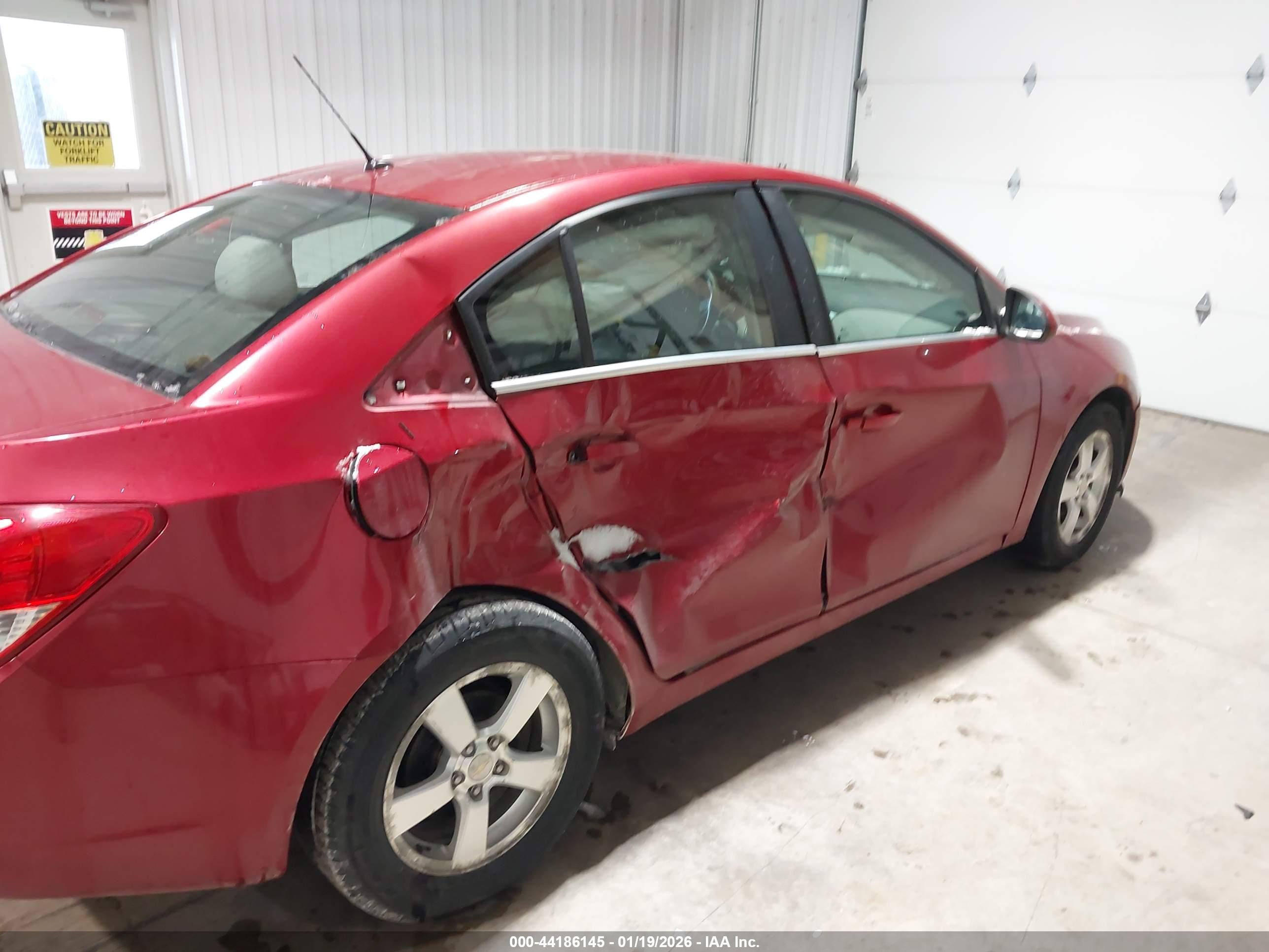 CHEVROLET CRUZE image 6