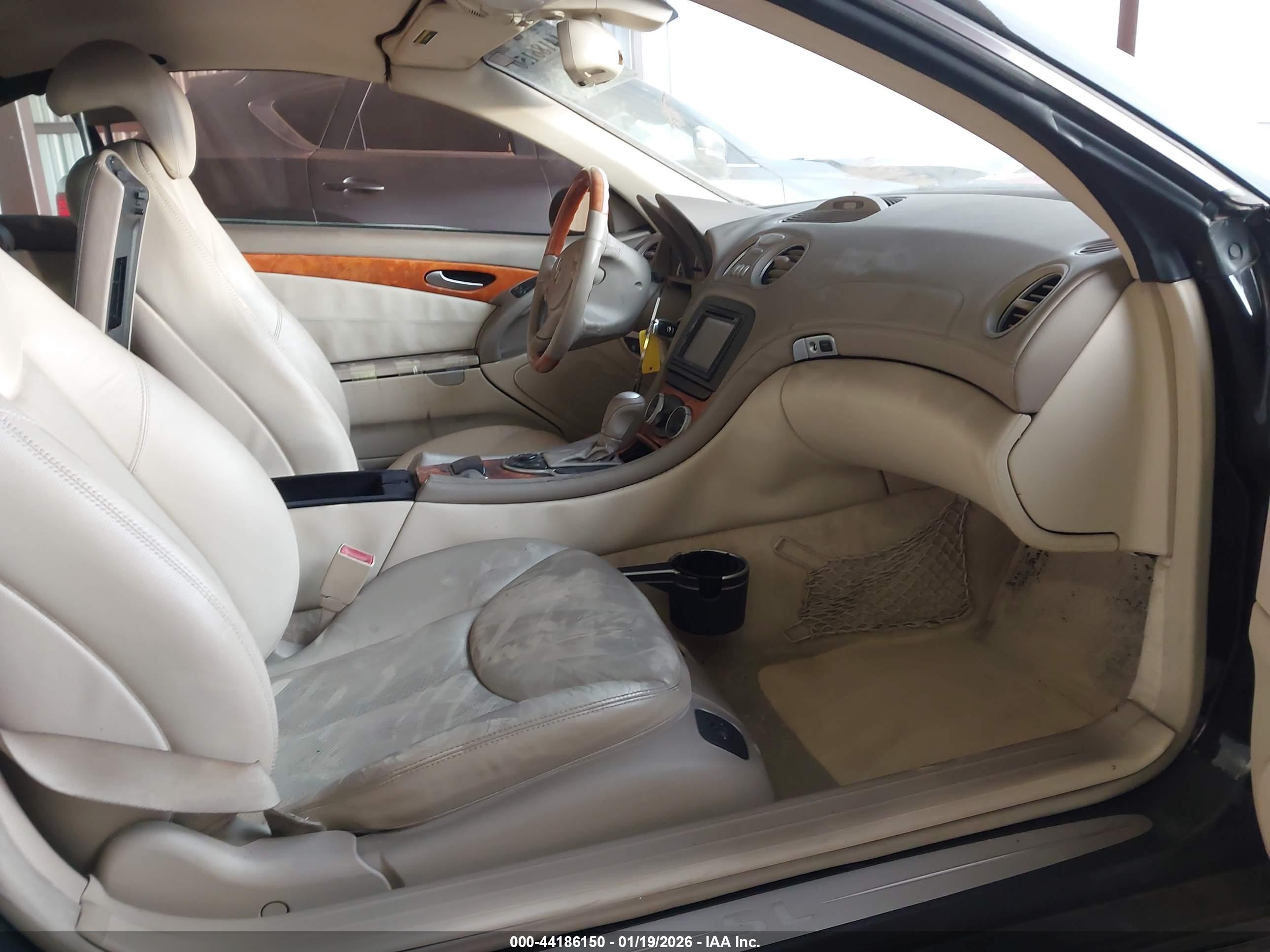 MERCEDES-BENZ SL image 5