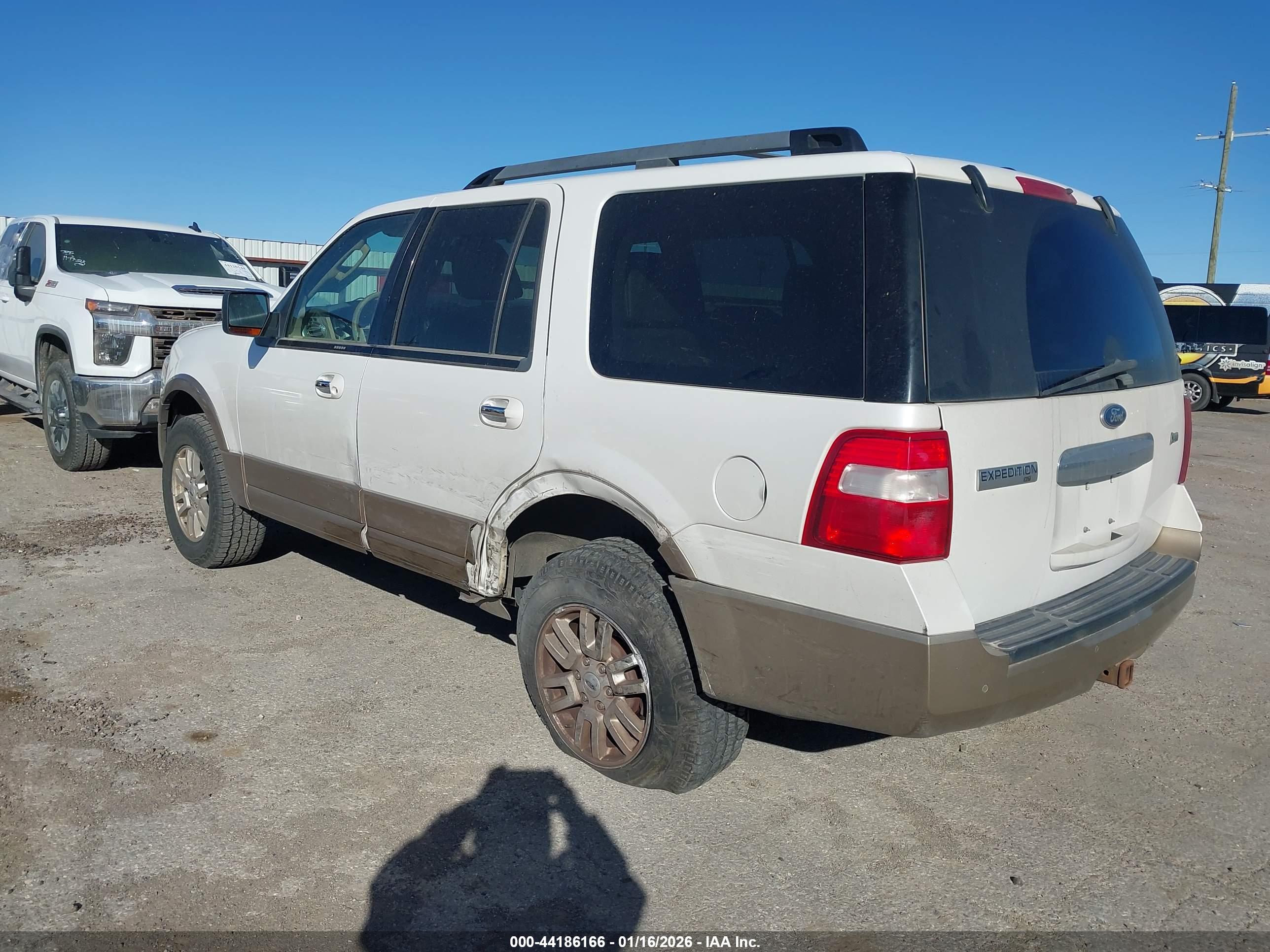 FORD EXPEDITION image 3