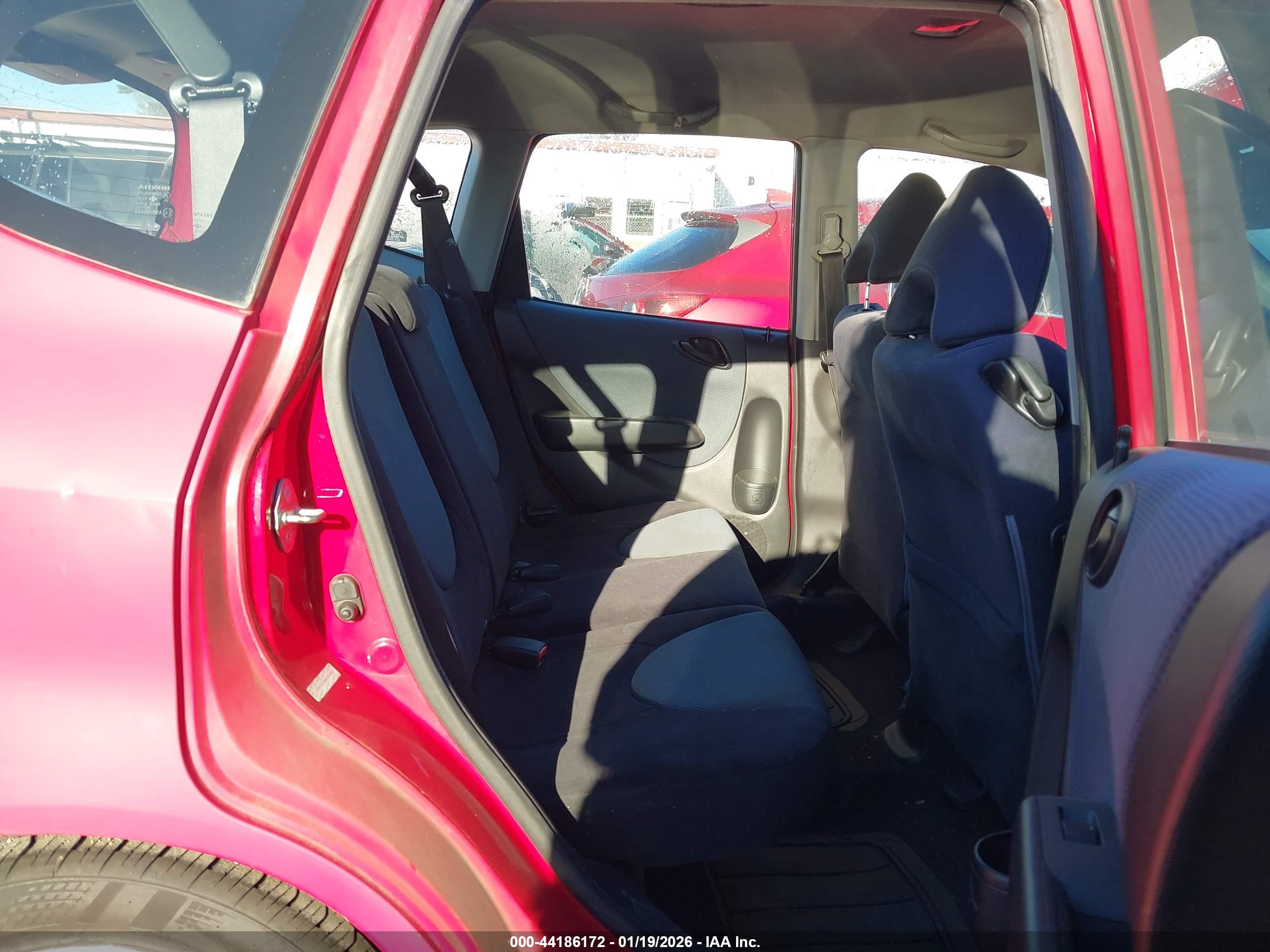 HONDA FIT image 8