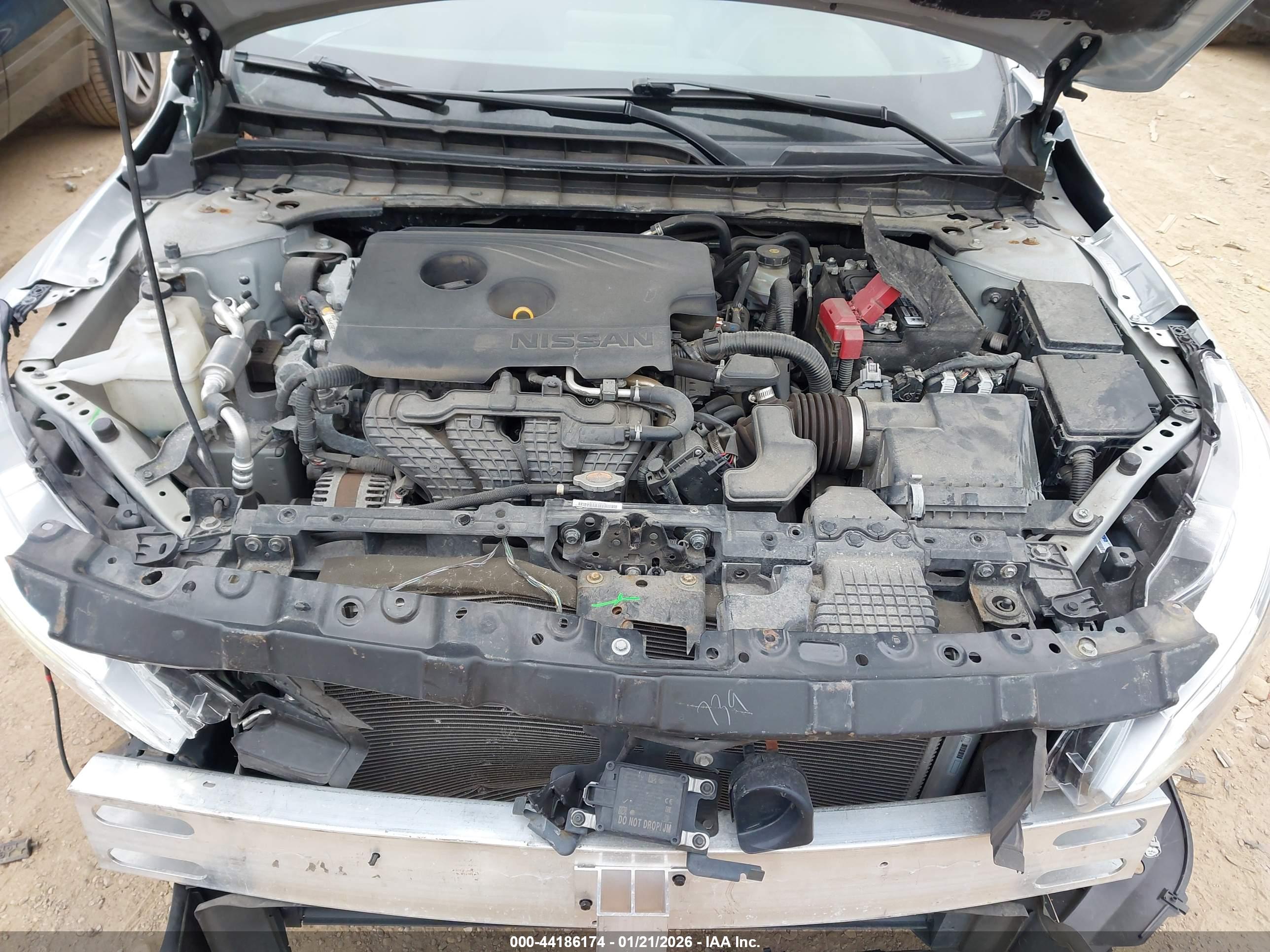 NISSAN ALTIMA image 10