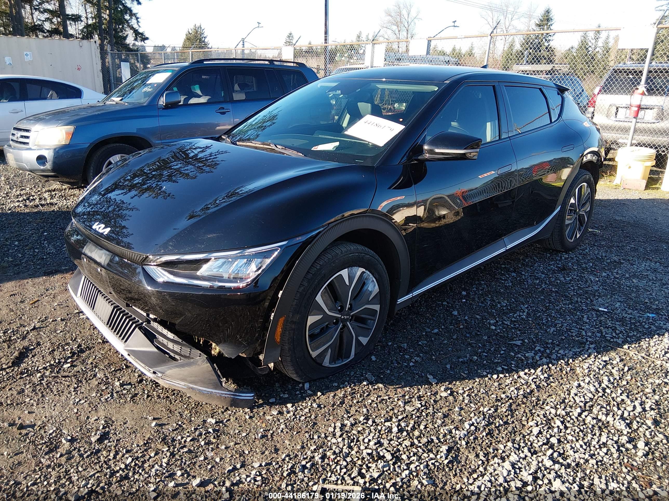 KIA EV6 image 2