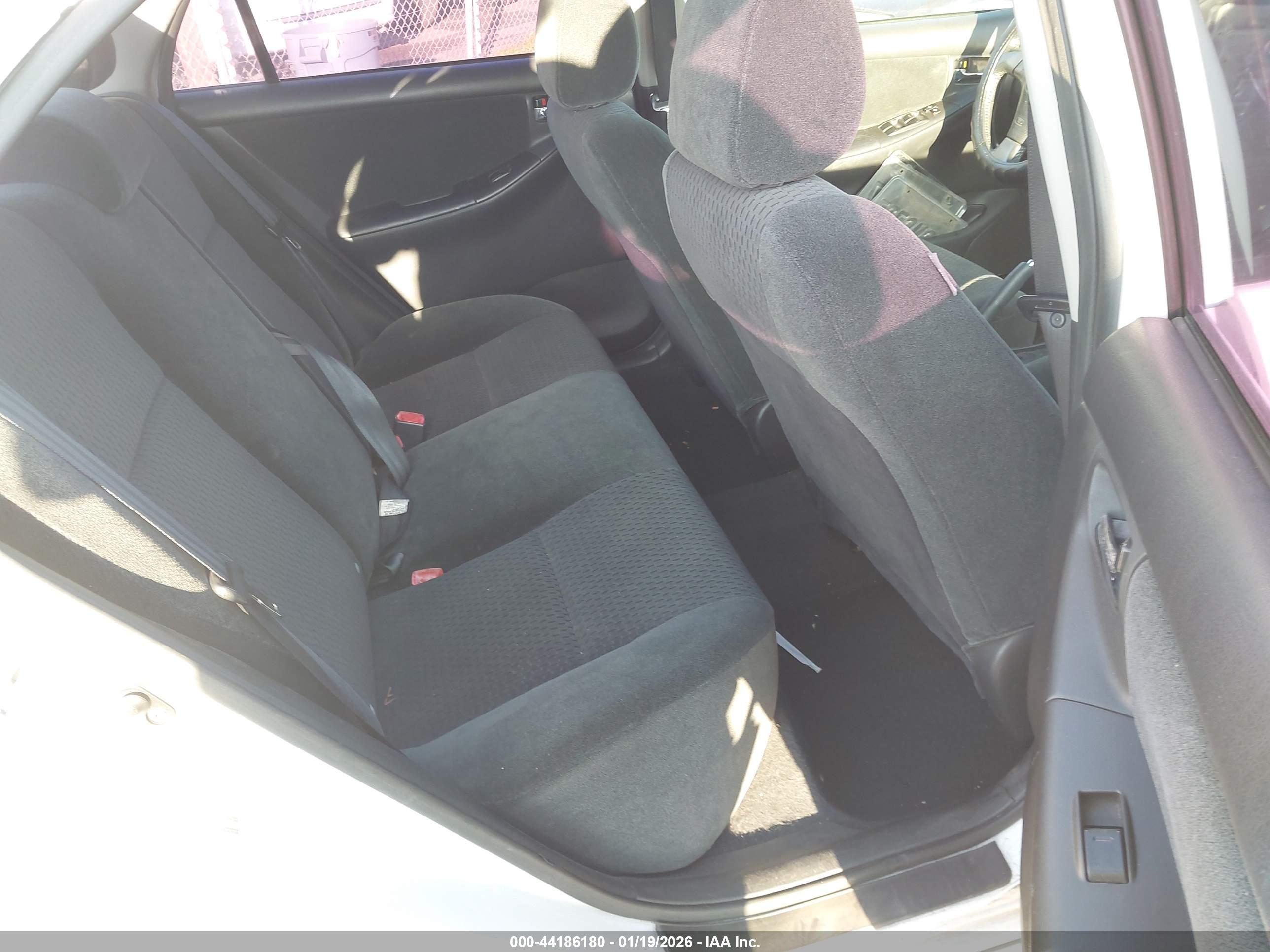 TOYOTA COROLLA image 8