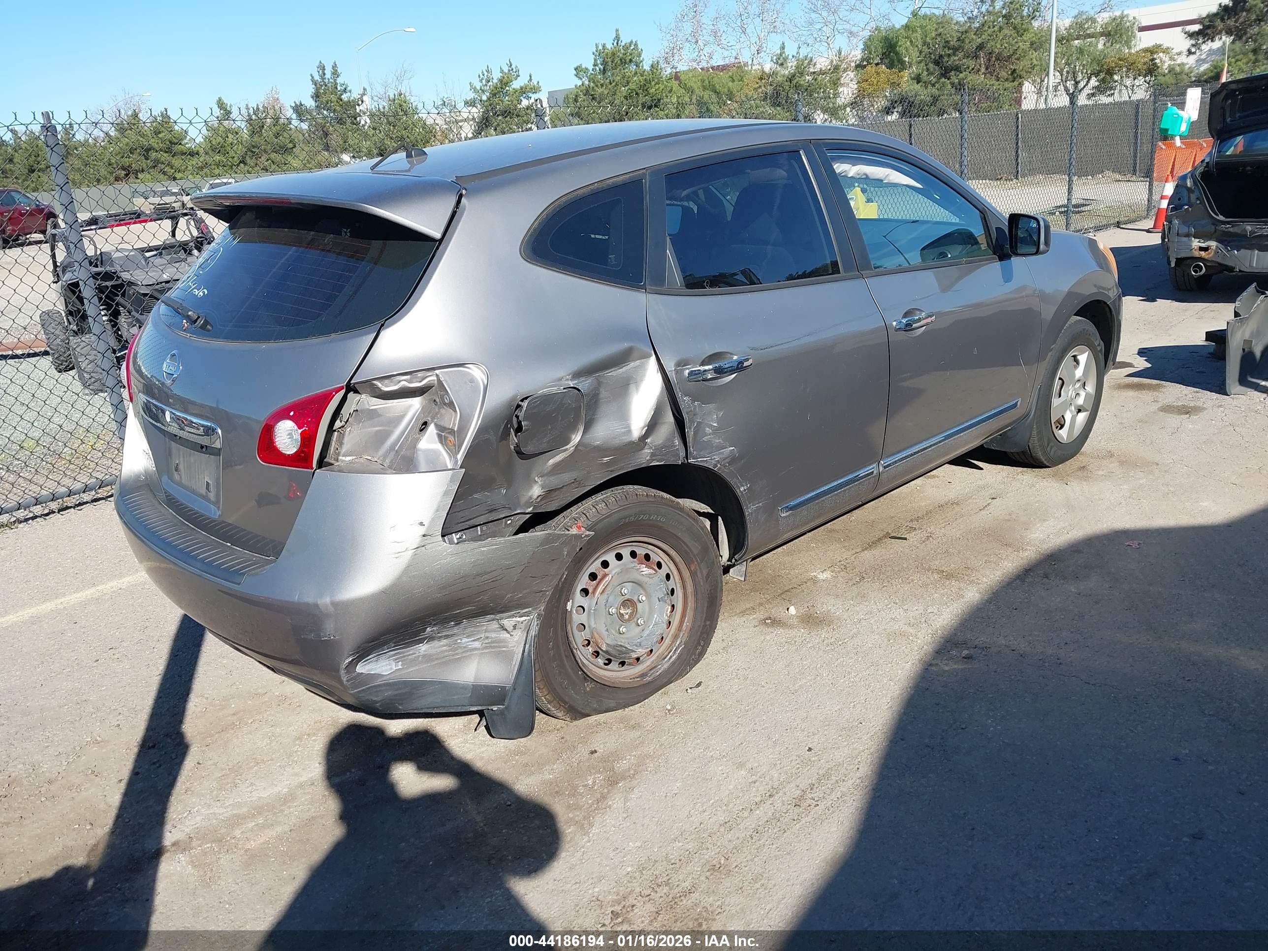 NISSAN ROGUE image 4