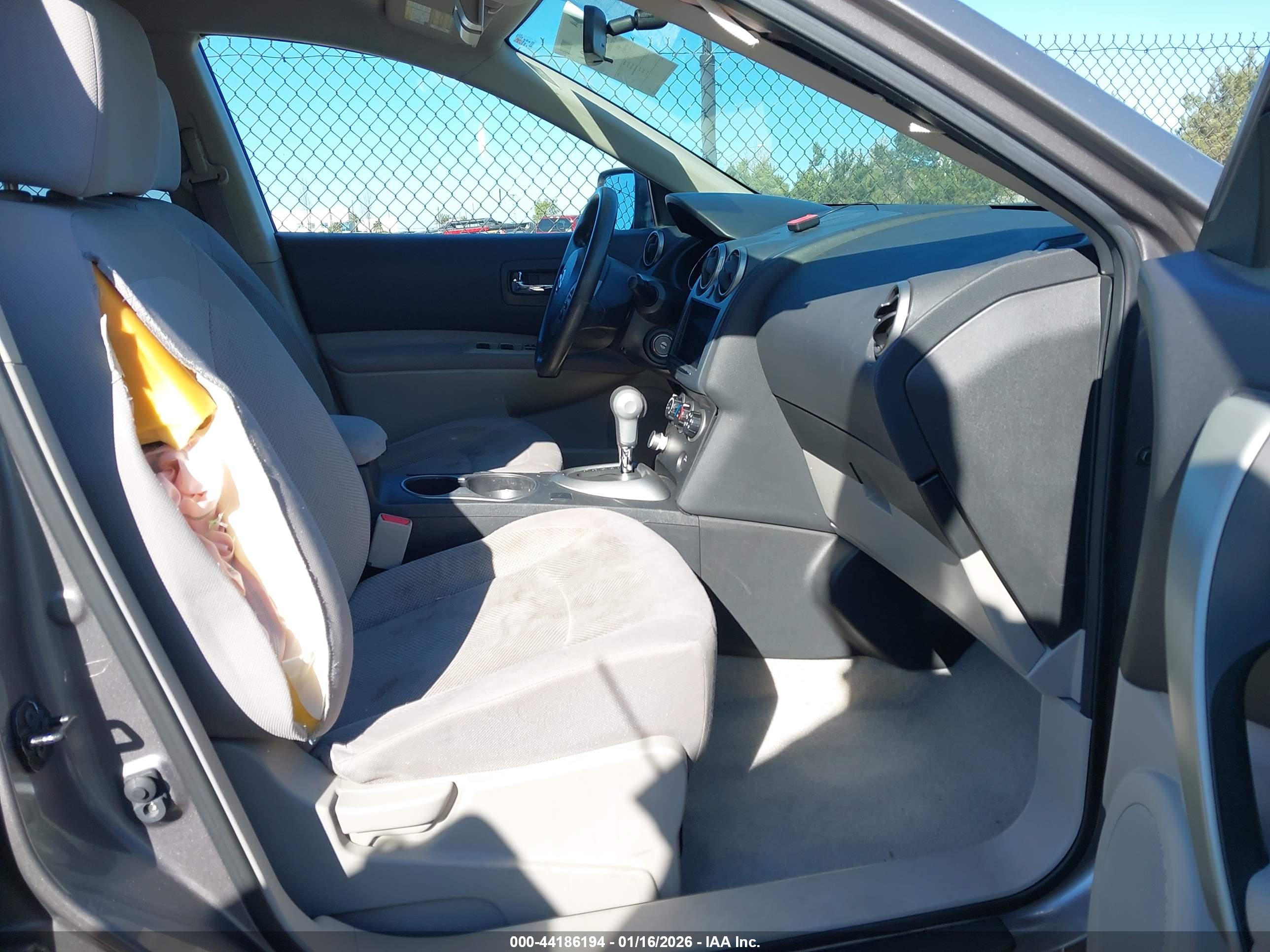 NISSAN ROGUE image 5
