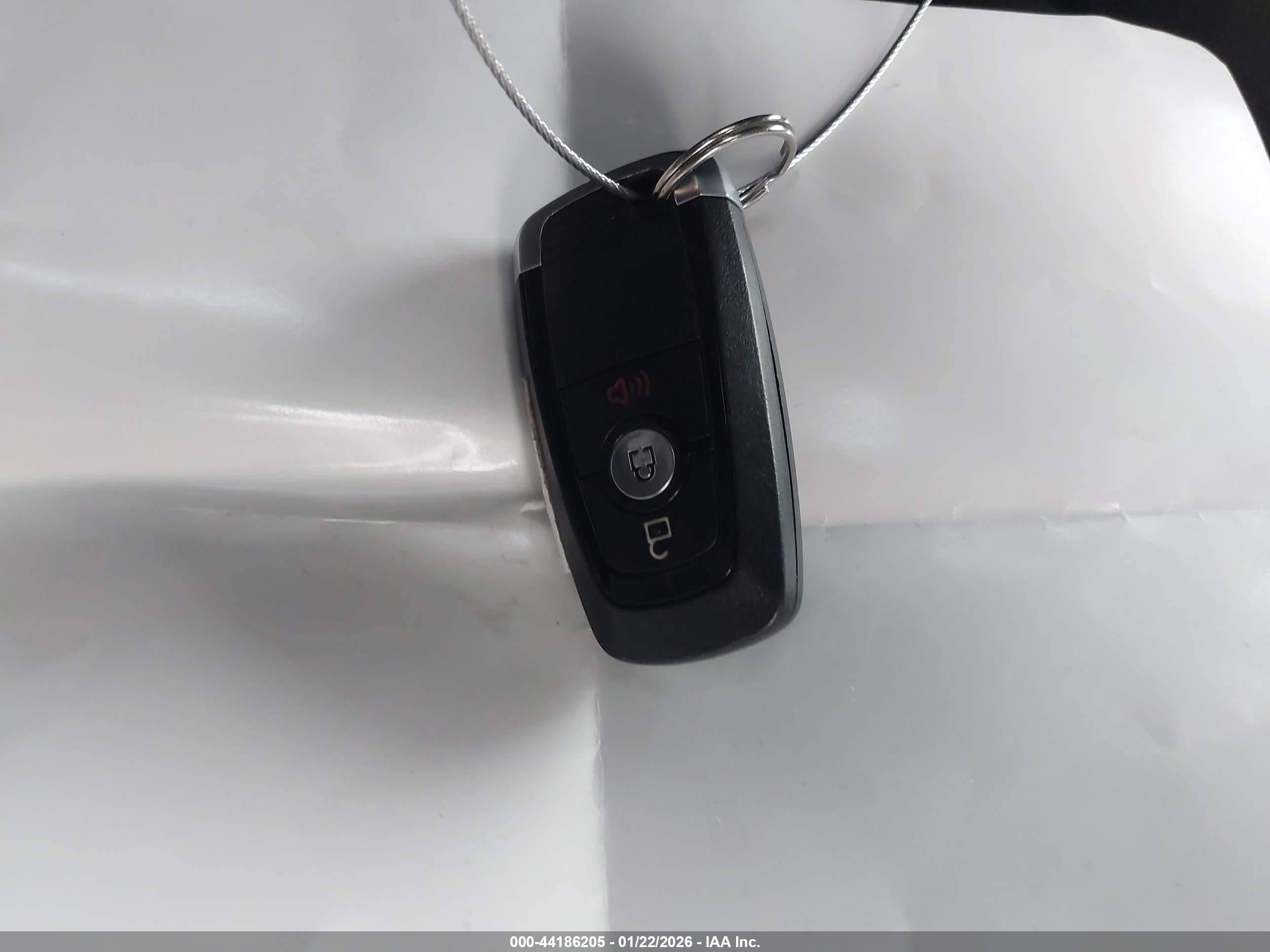 FORD ESCAPE image 11