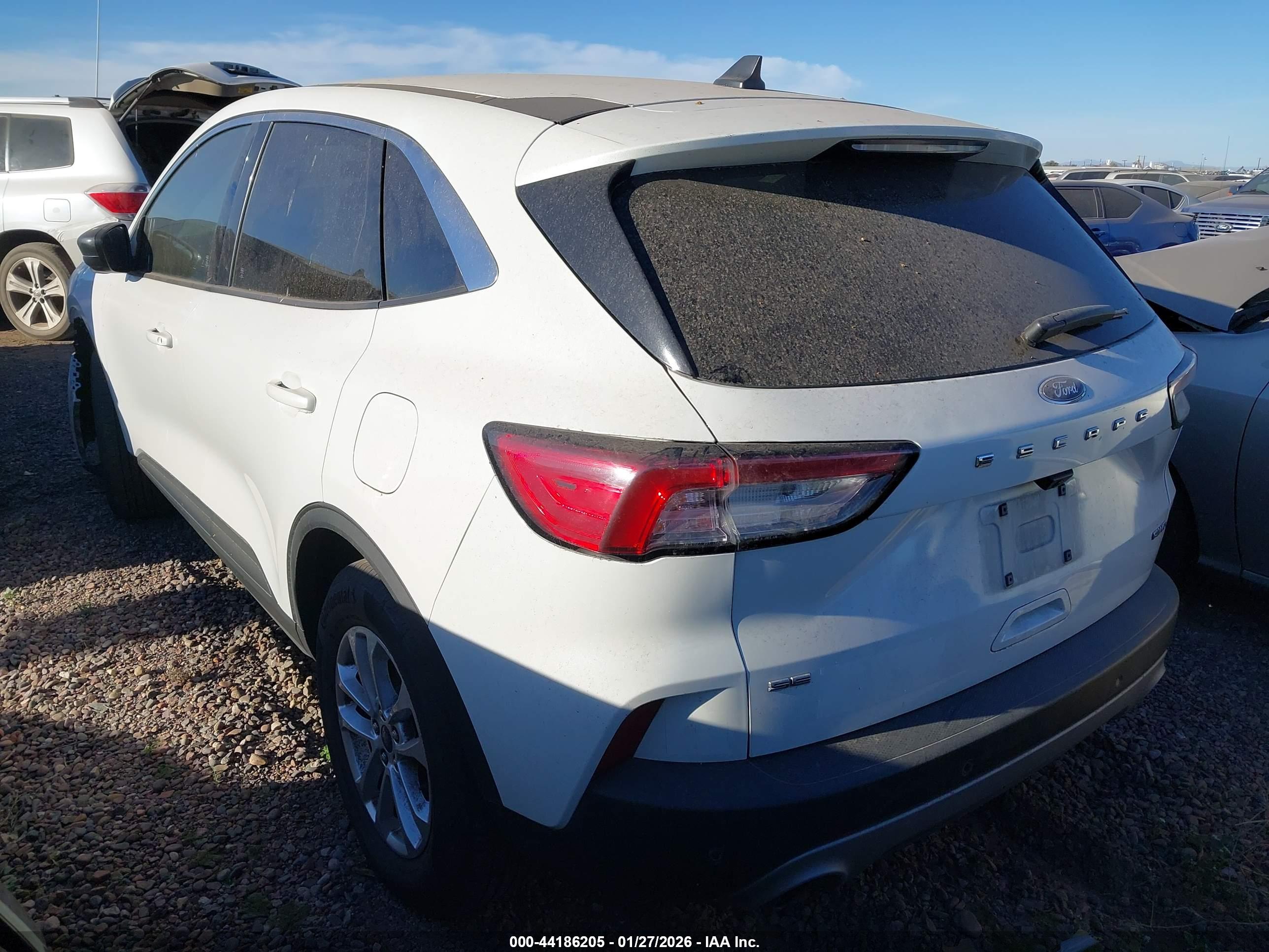 FORD ESCAPE image 3