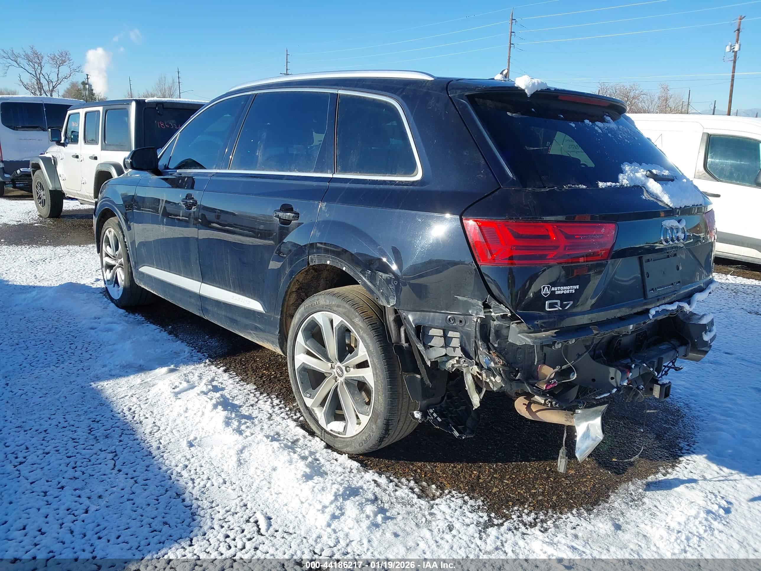 AUDI Q7 image 3