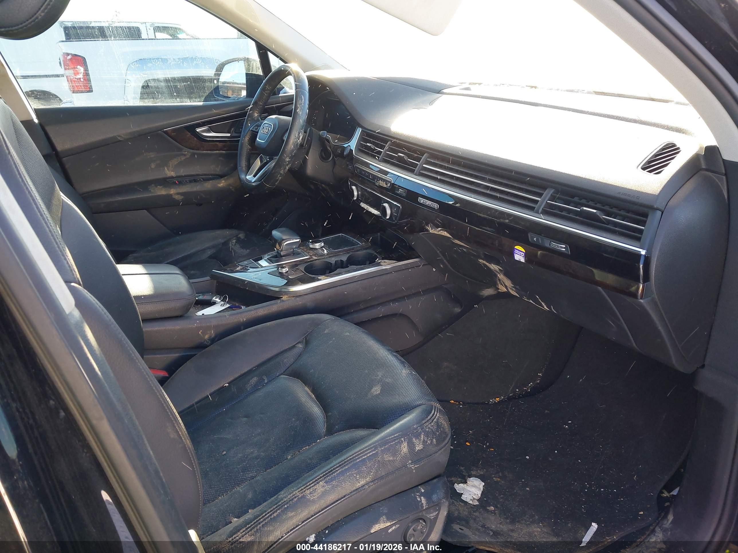 AUDI Q7 image 5