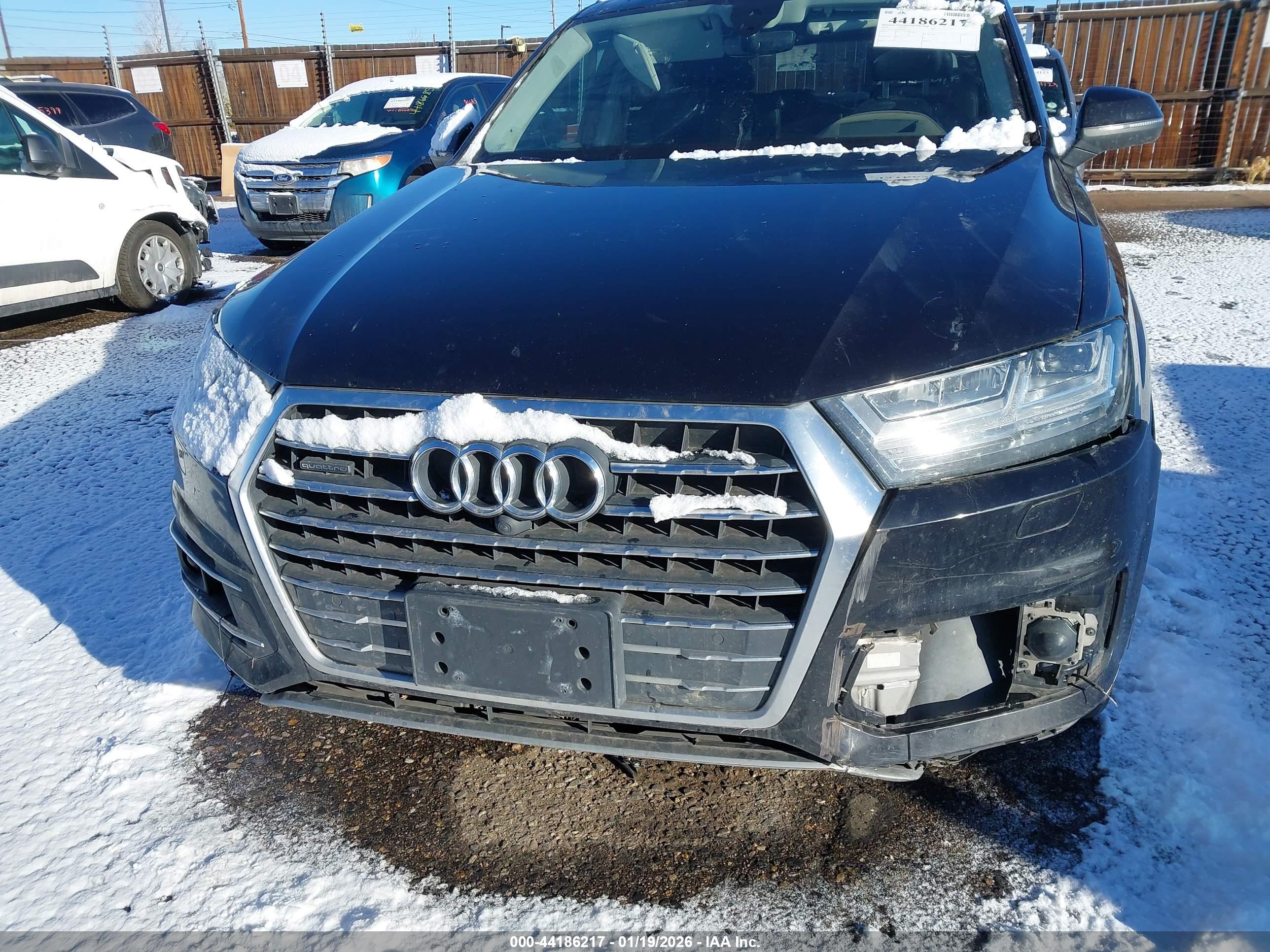 AUDI Q7 image 6