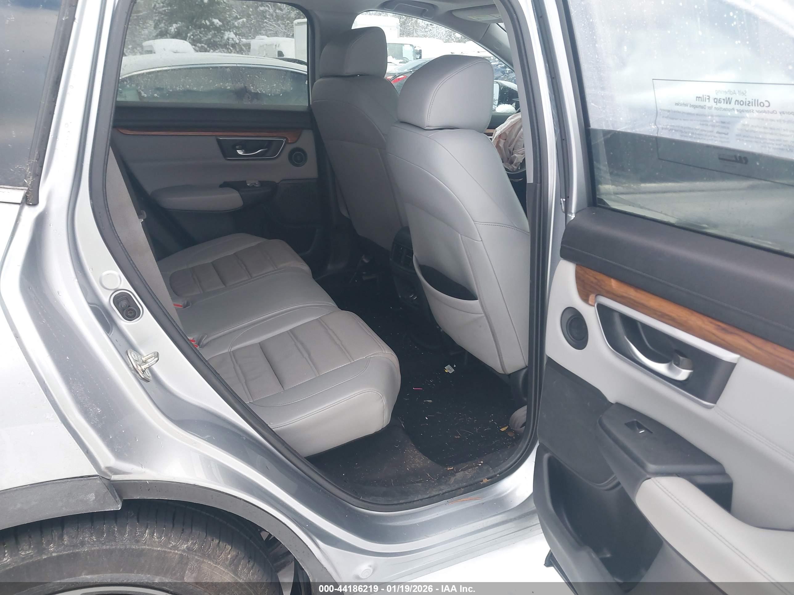 HONDA CR-V image 8