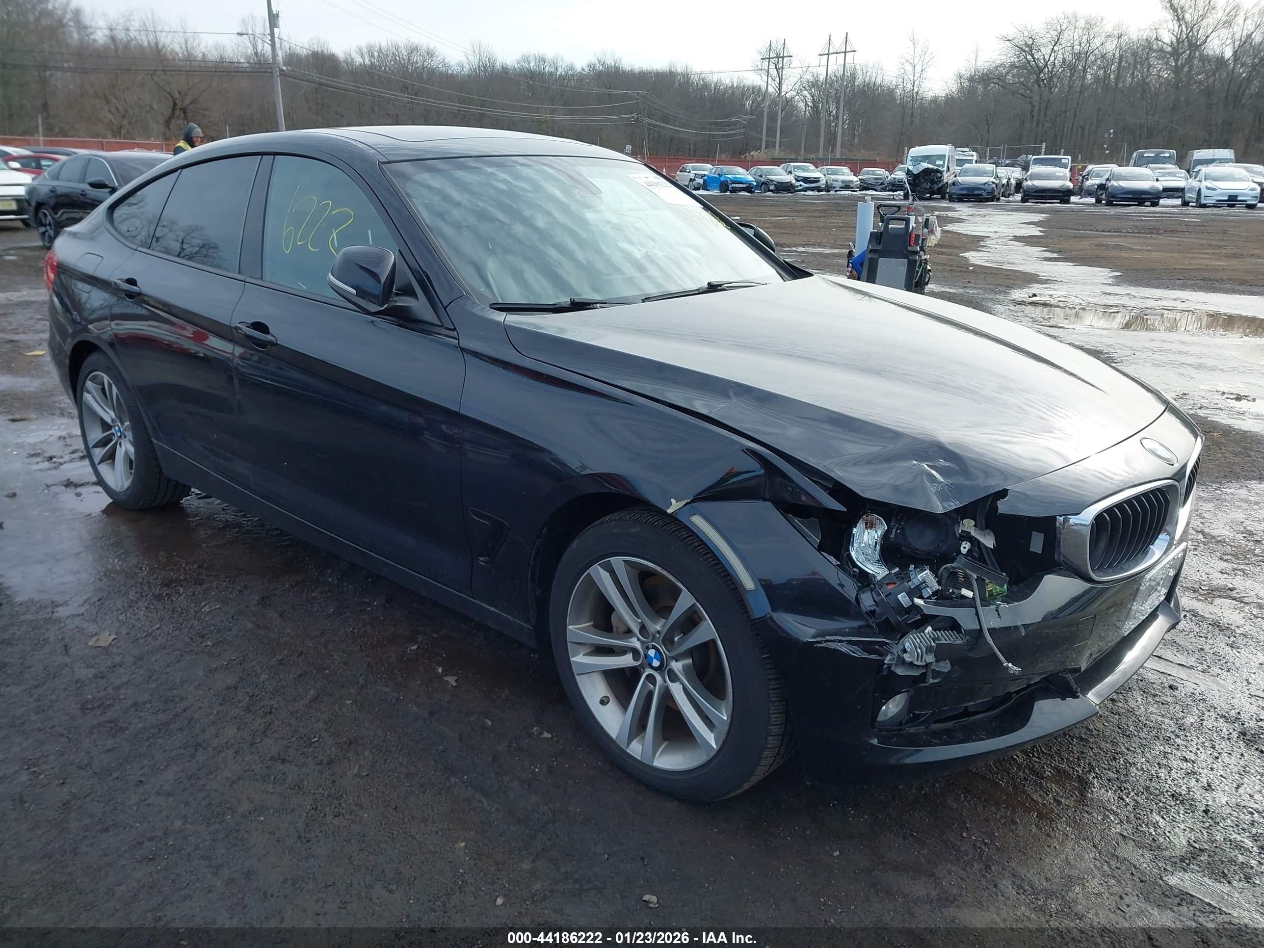 BMW 335I image 6