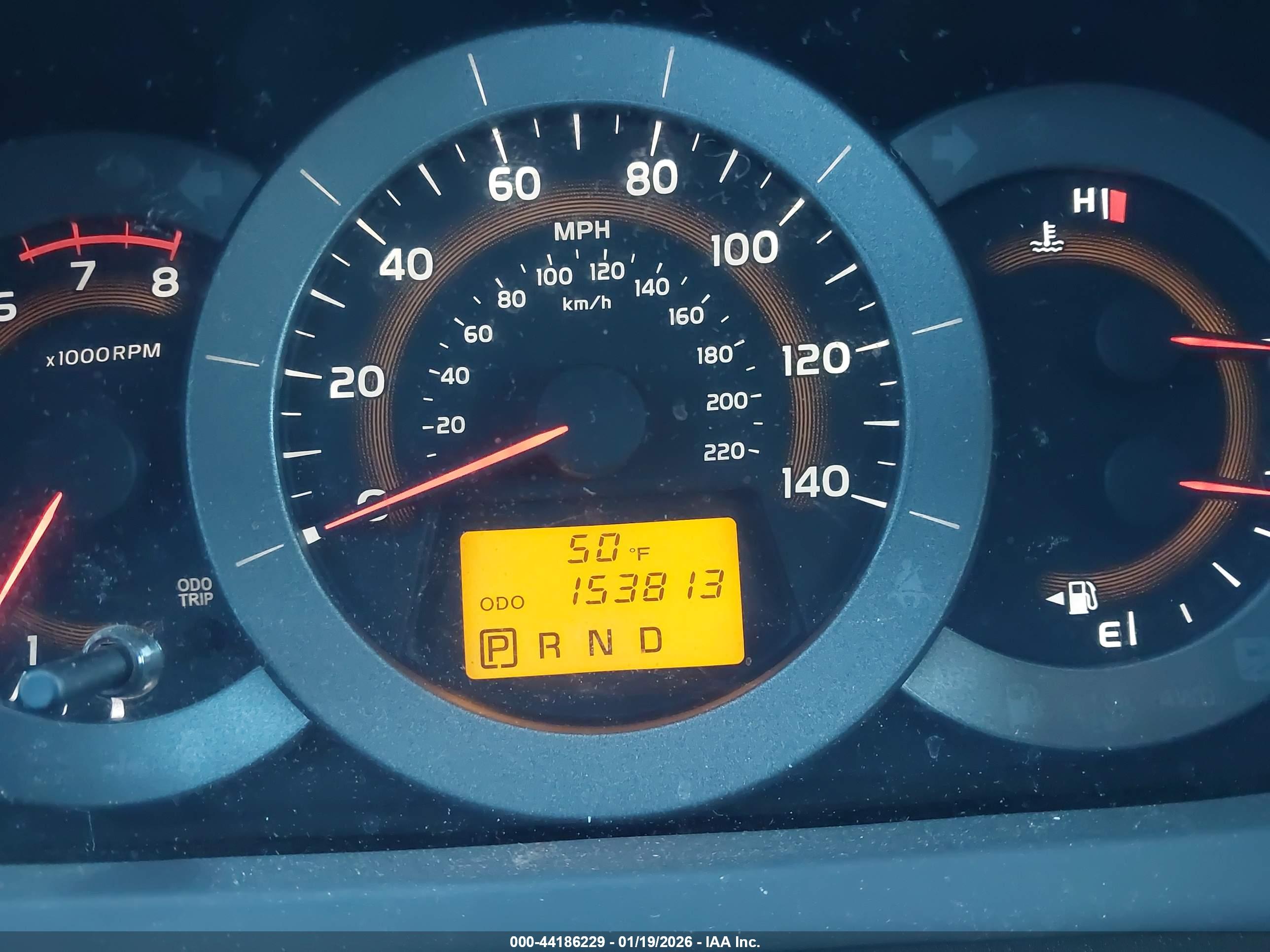 TOYOTA RAV4 image 7