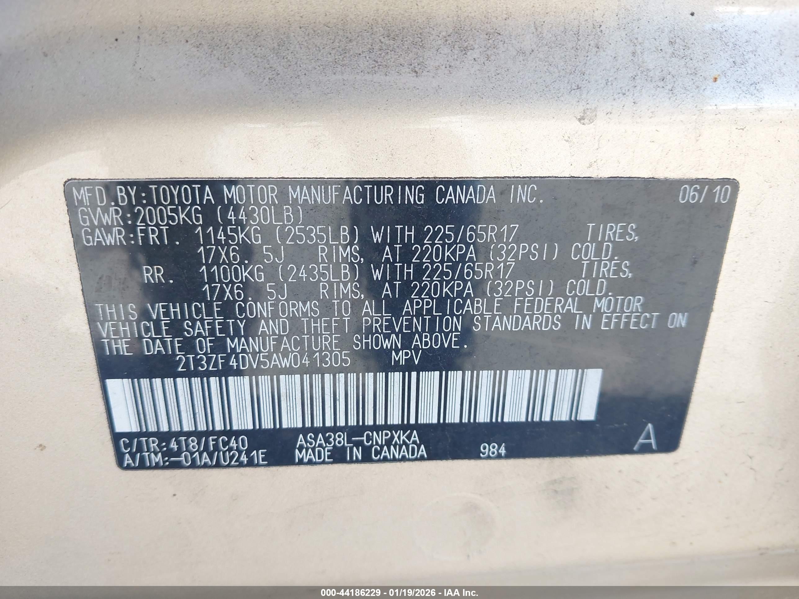 TOYOTA RAV4 image 9