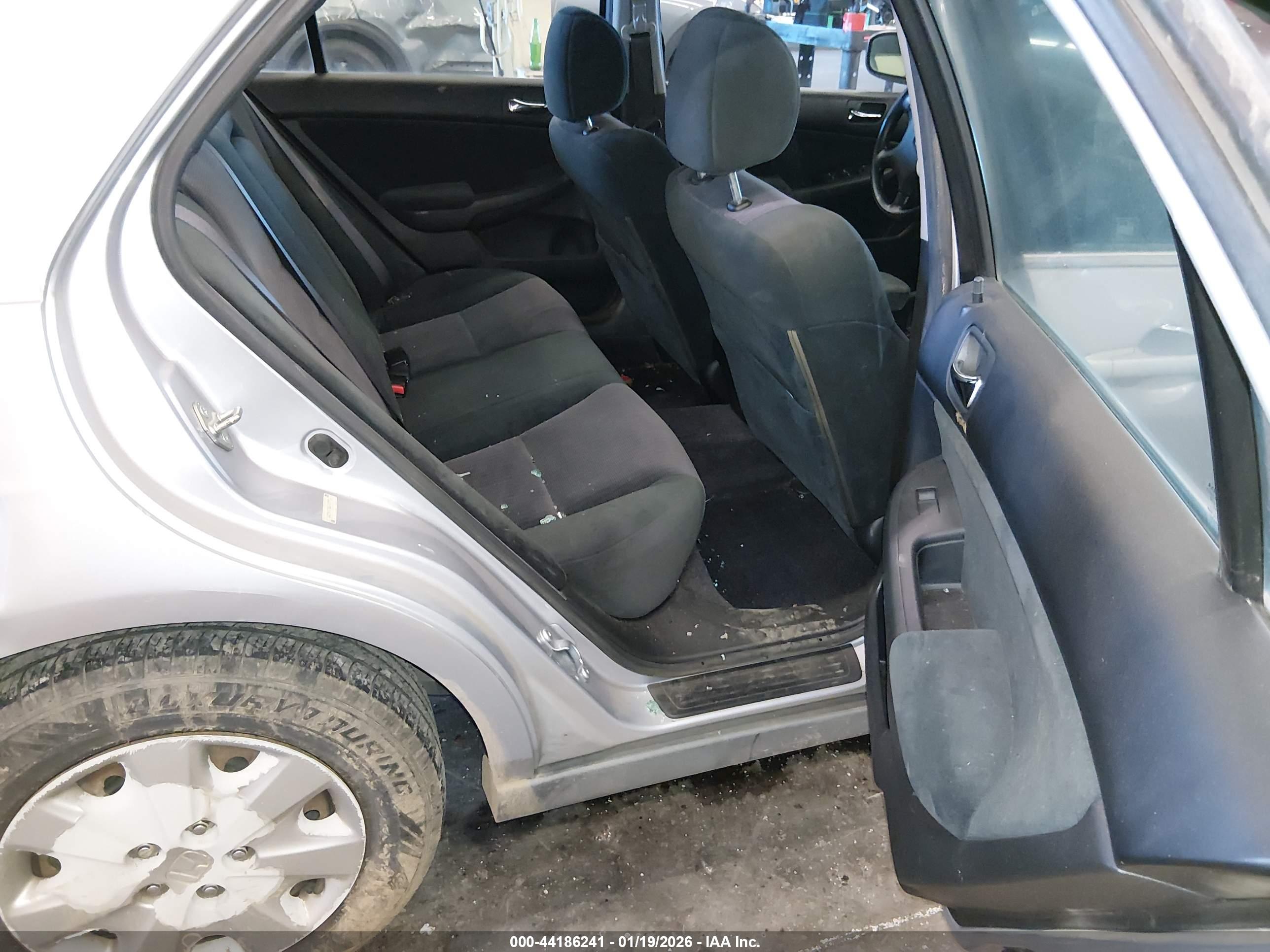 HONDA ACCORD image 8