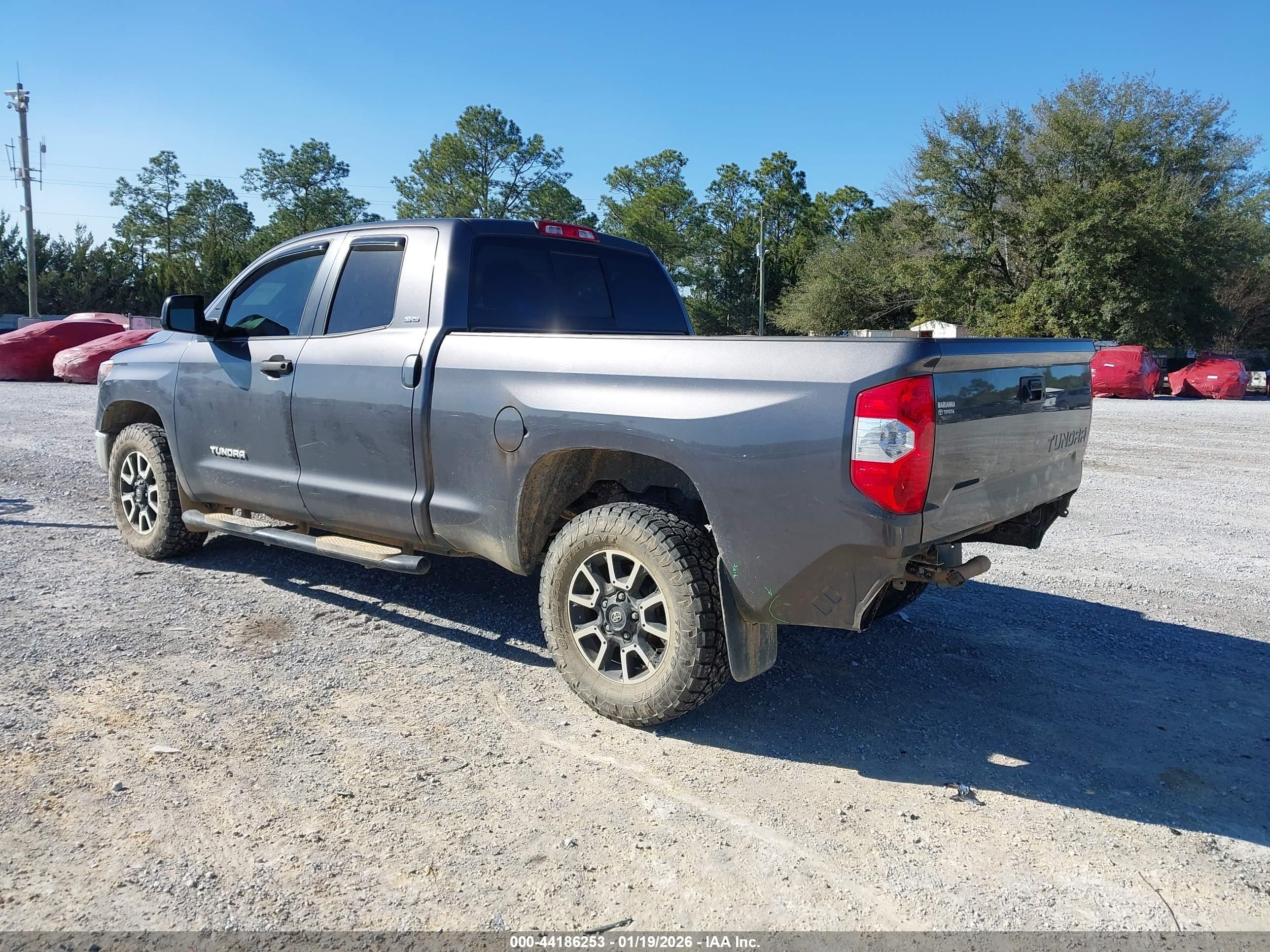 TOYOTA TUNDRA image 3