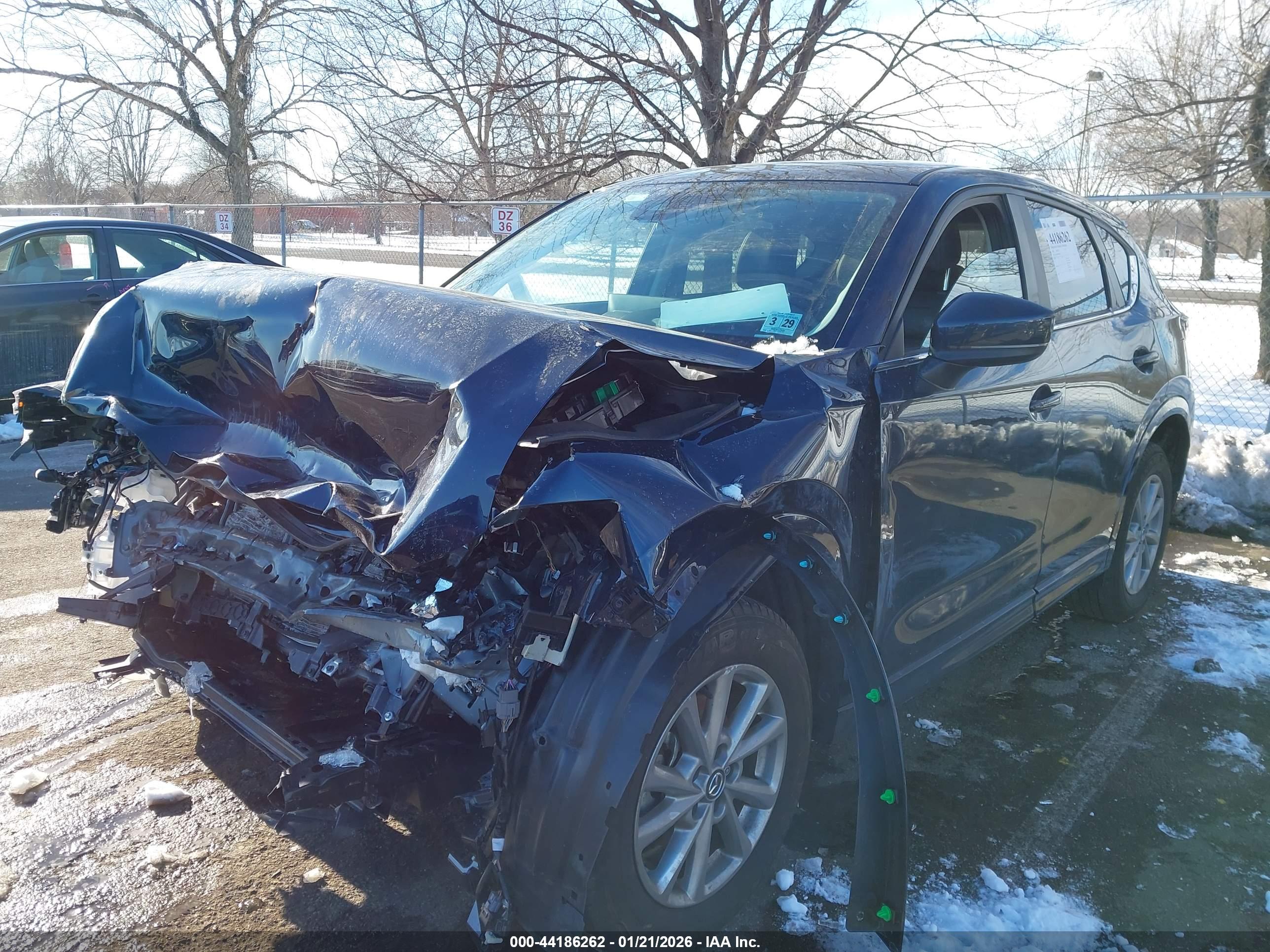 MAZDA CX-5 image 2