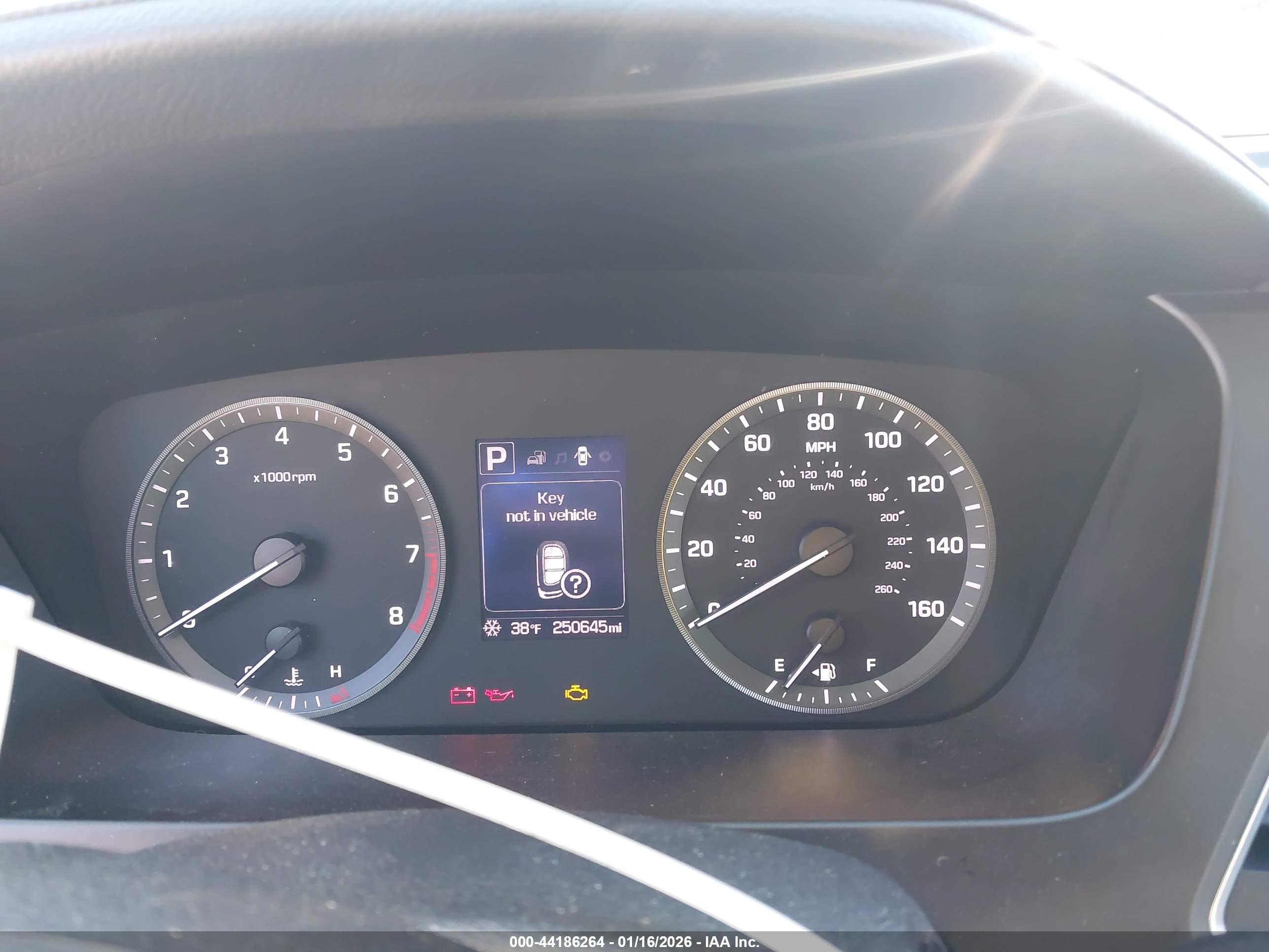 HYUNDAI SONATA image 7