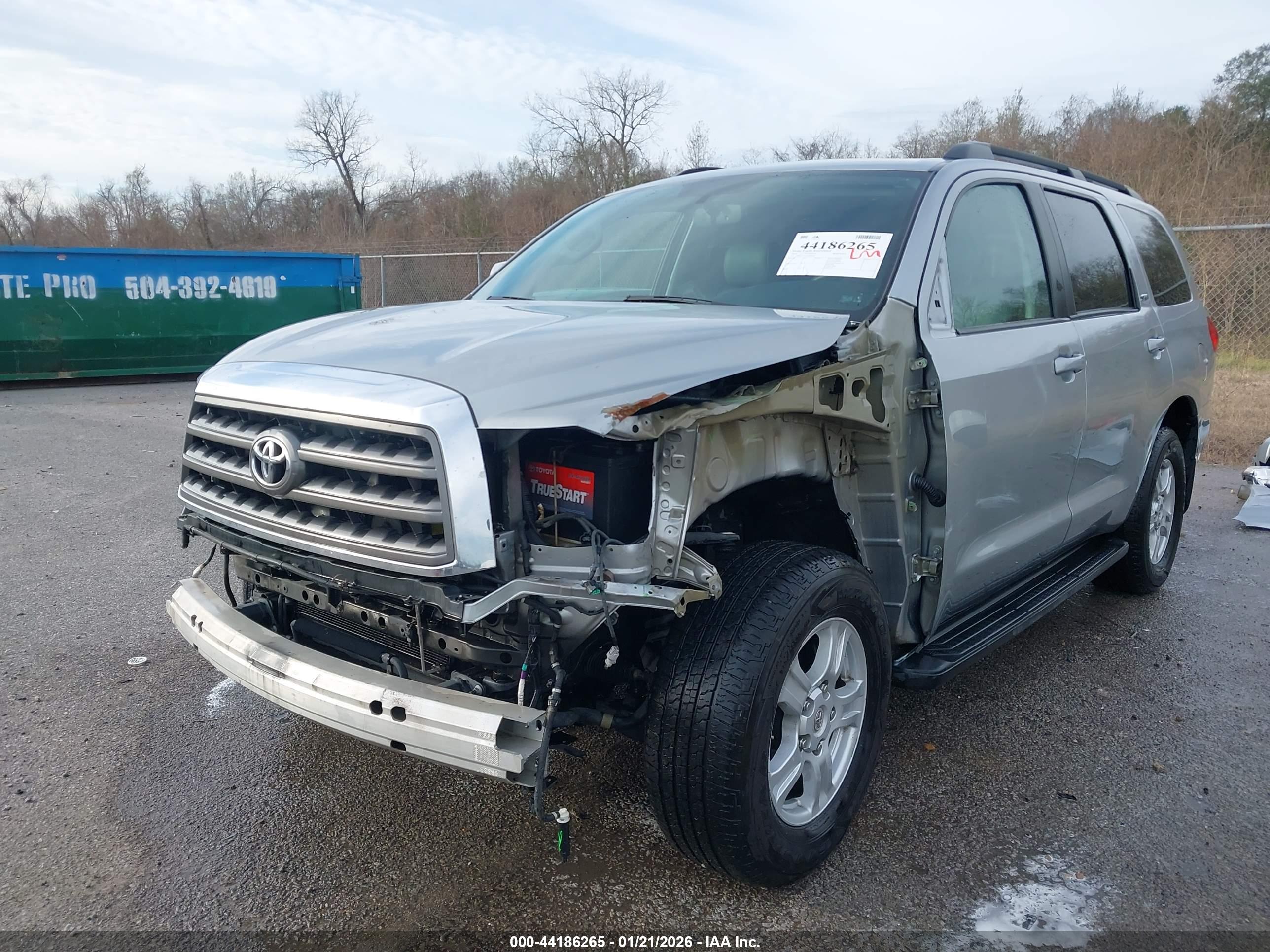 TOYOTA SEQUOIA image 2